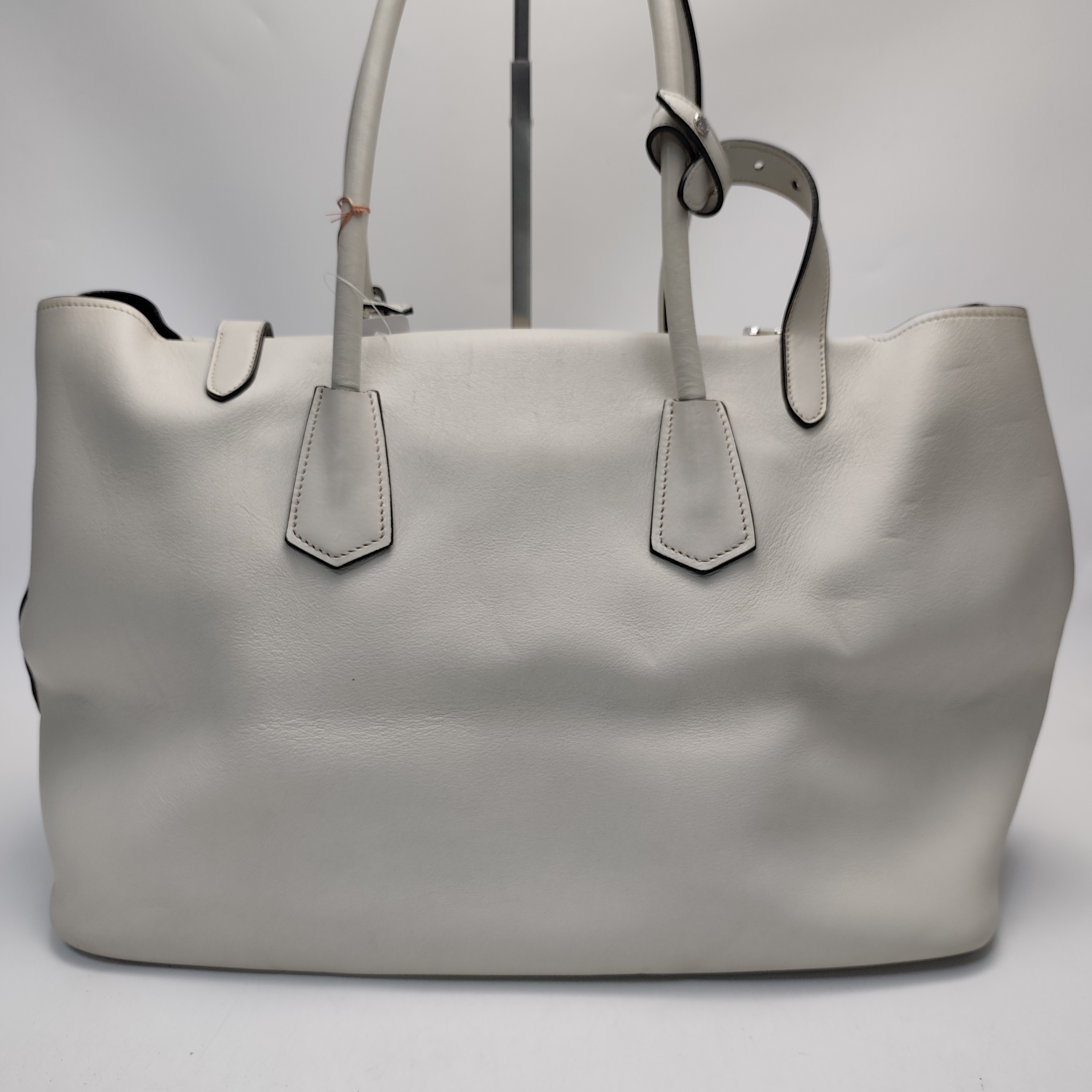 【*Shipped from: China*】PRADA Leather Handbag — view 3