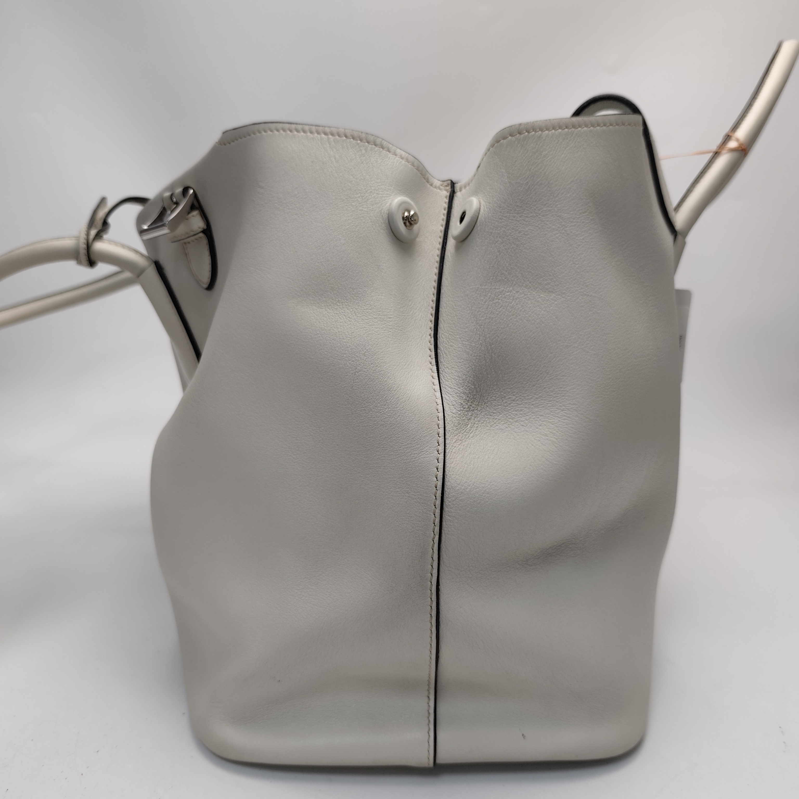 【*Shipped from: China*】PRADA Leather Handbag — view 5