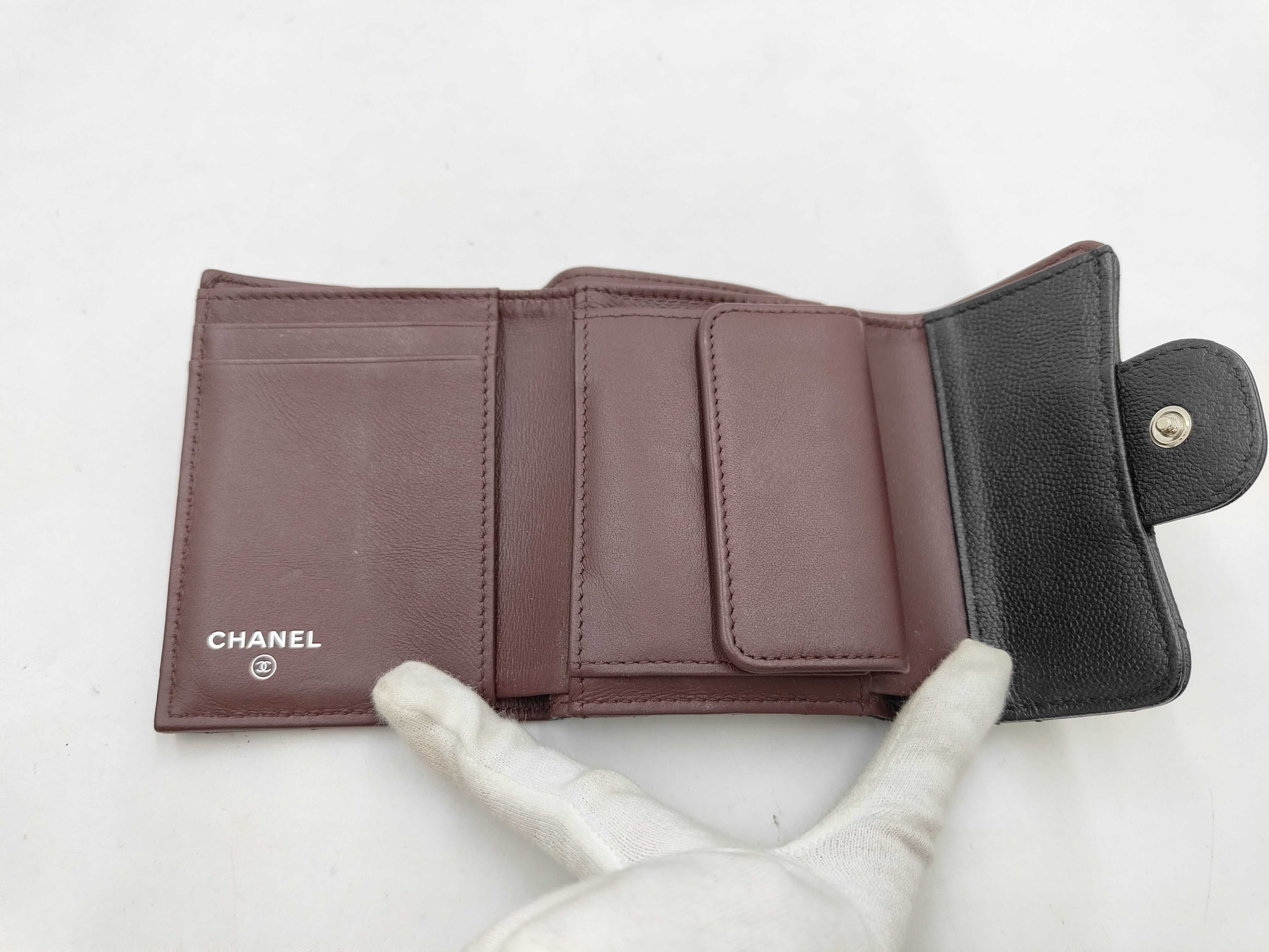 wallet, chevron caviar leather, Coco mark, black, complete with accessories. — view 4