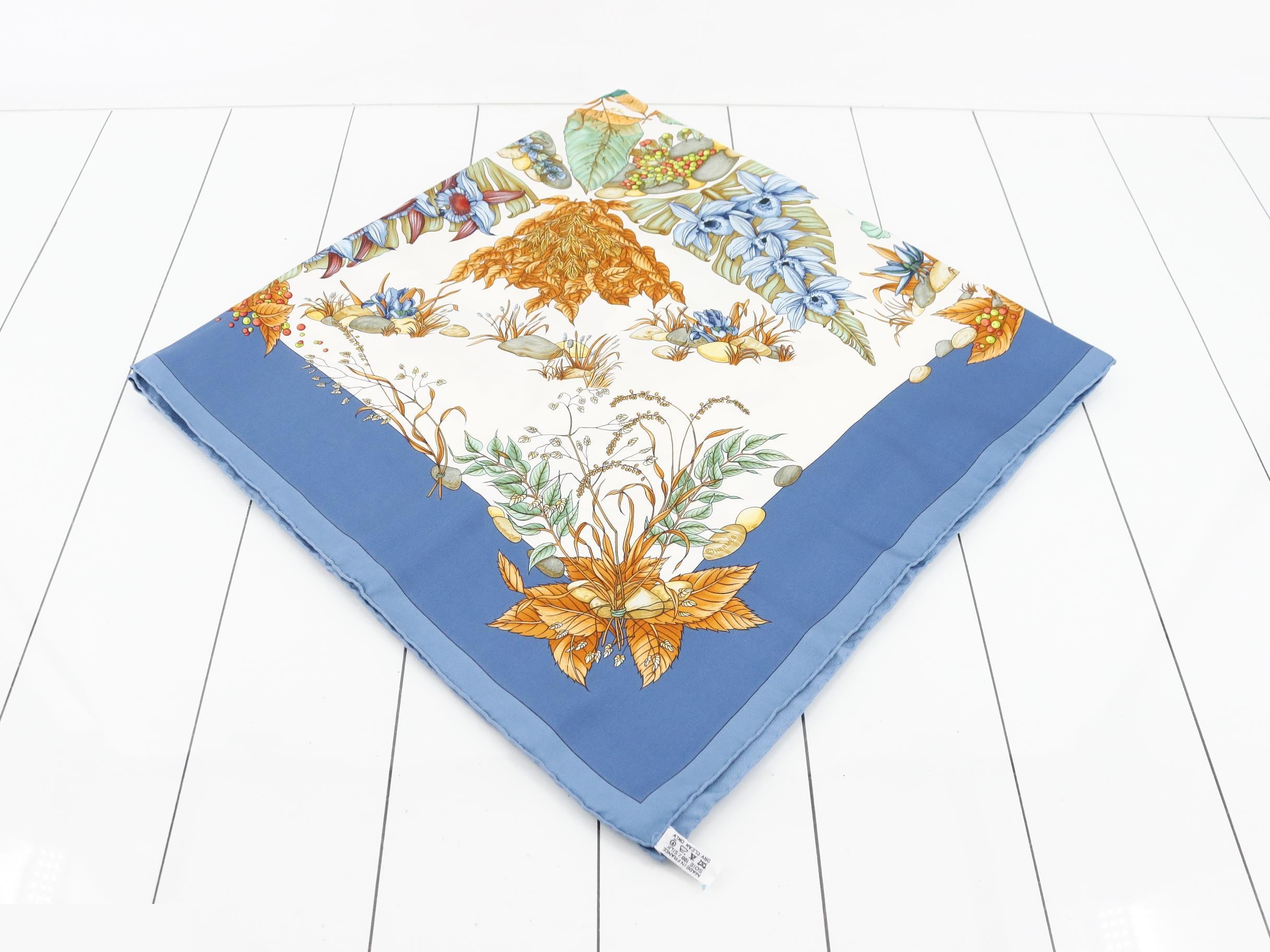 scarf — view 2
