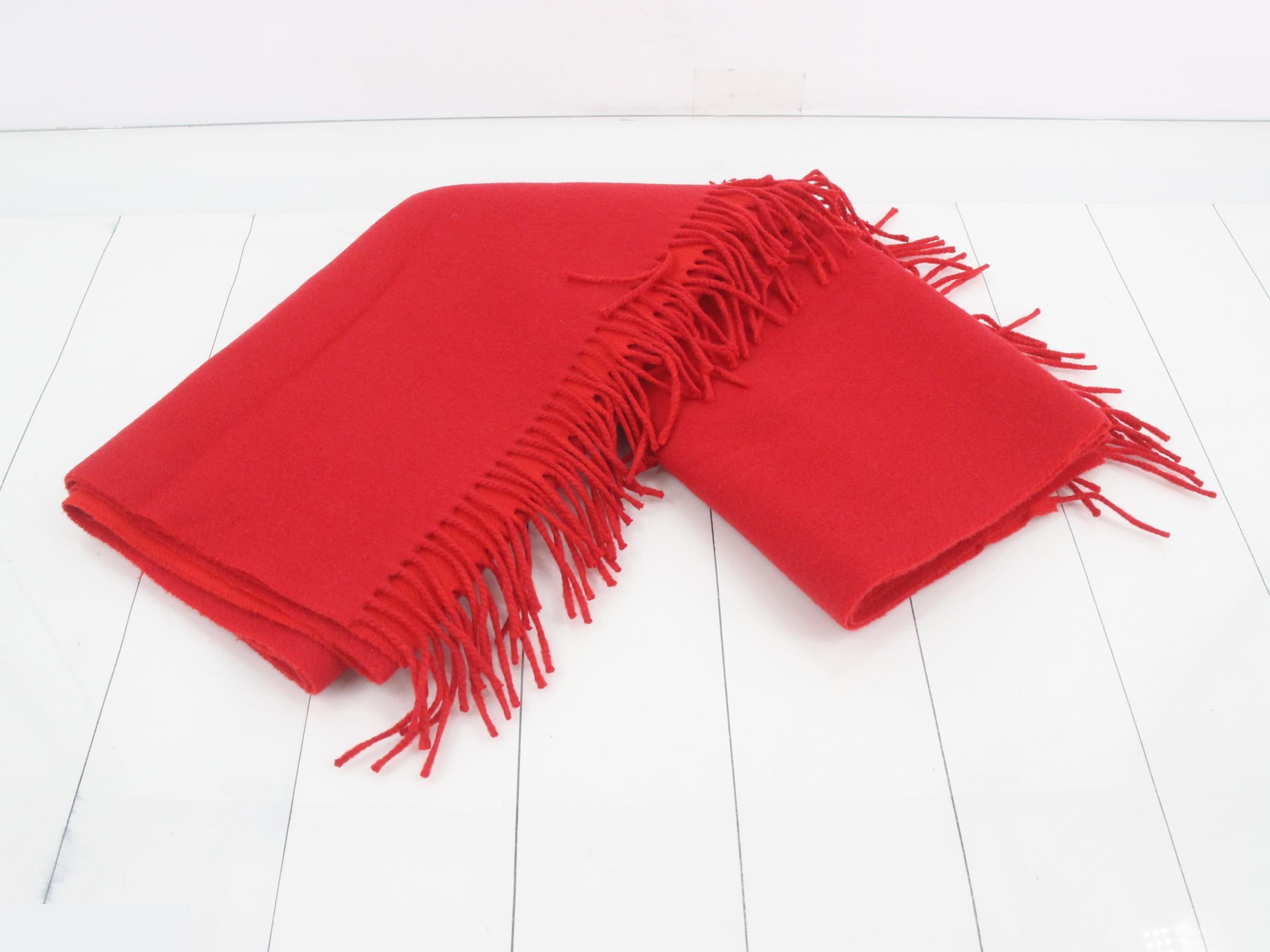 Cashmere stole, red, slight signs of wear, minor fabric chipping. — view 3