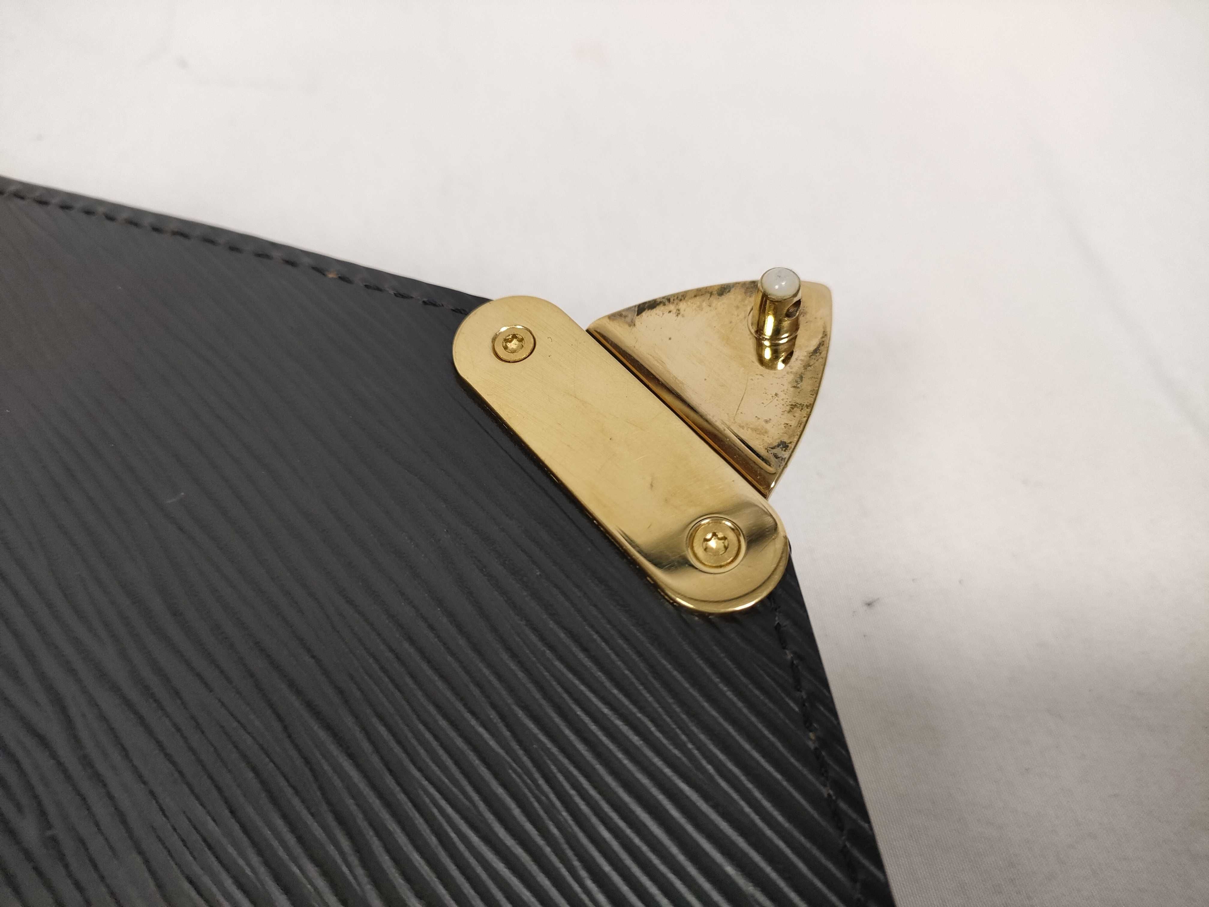 Epi Louis Vuitton Dragonne M52612 Clutch Bag Second Bag — view 11