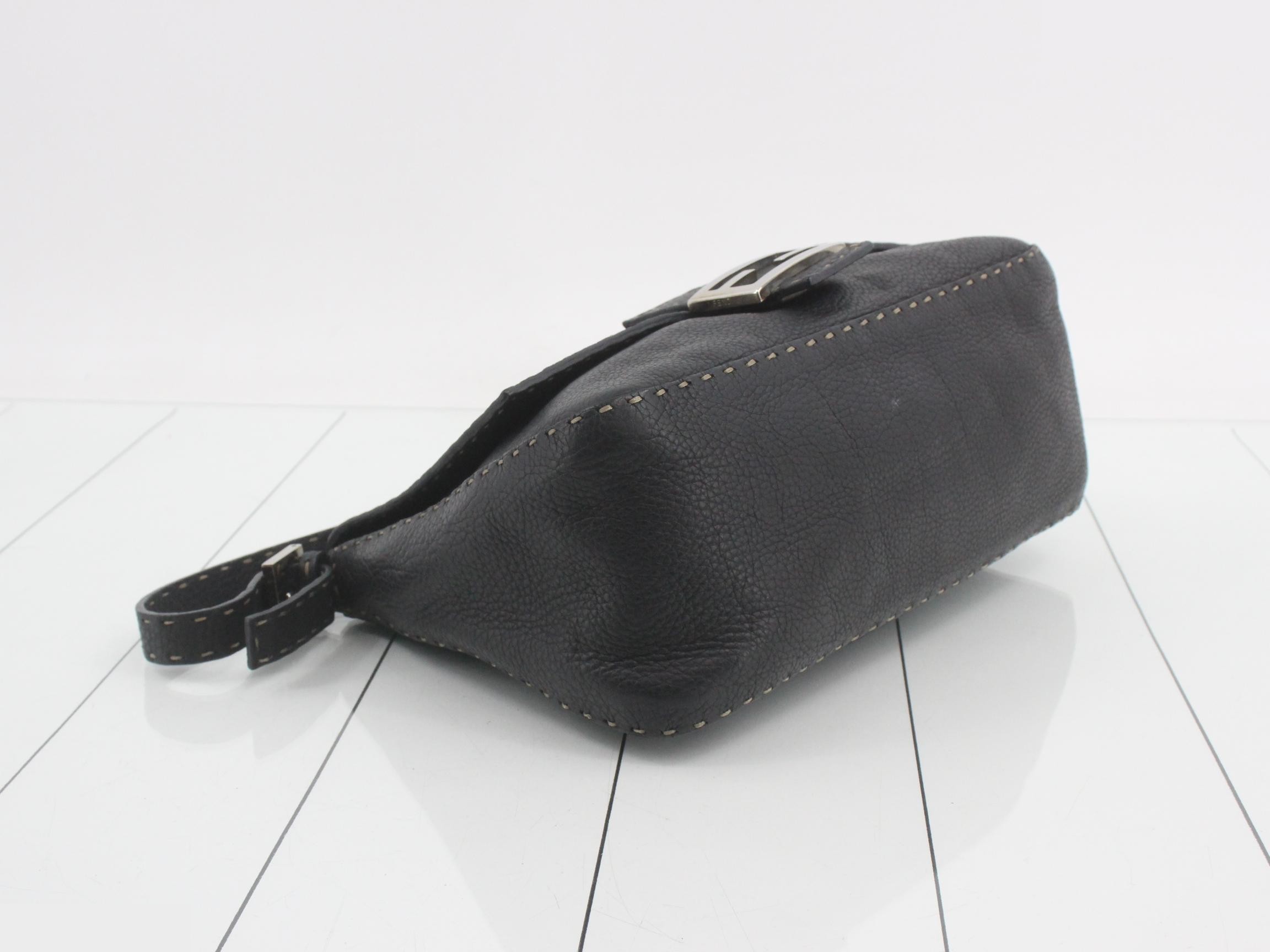 Selleria (Bag) - Mamma Bucket Shoulder Bag — view 5