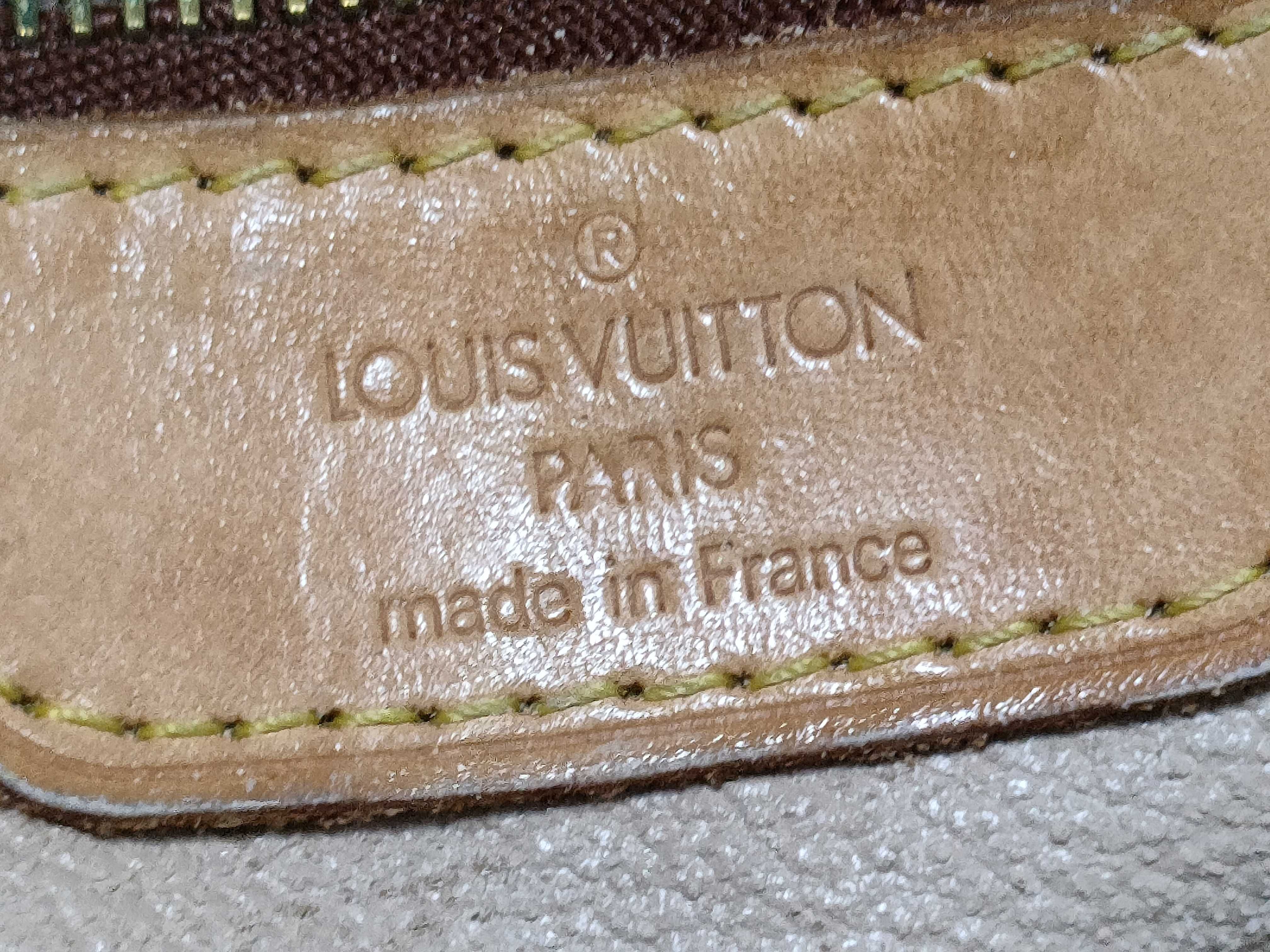 Monogram Vuitton Bucket GM M42238 Shoulder Bag — view 13