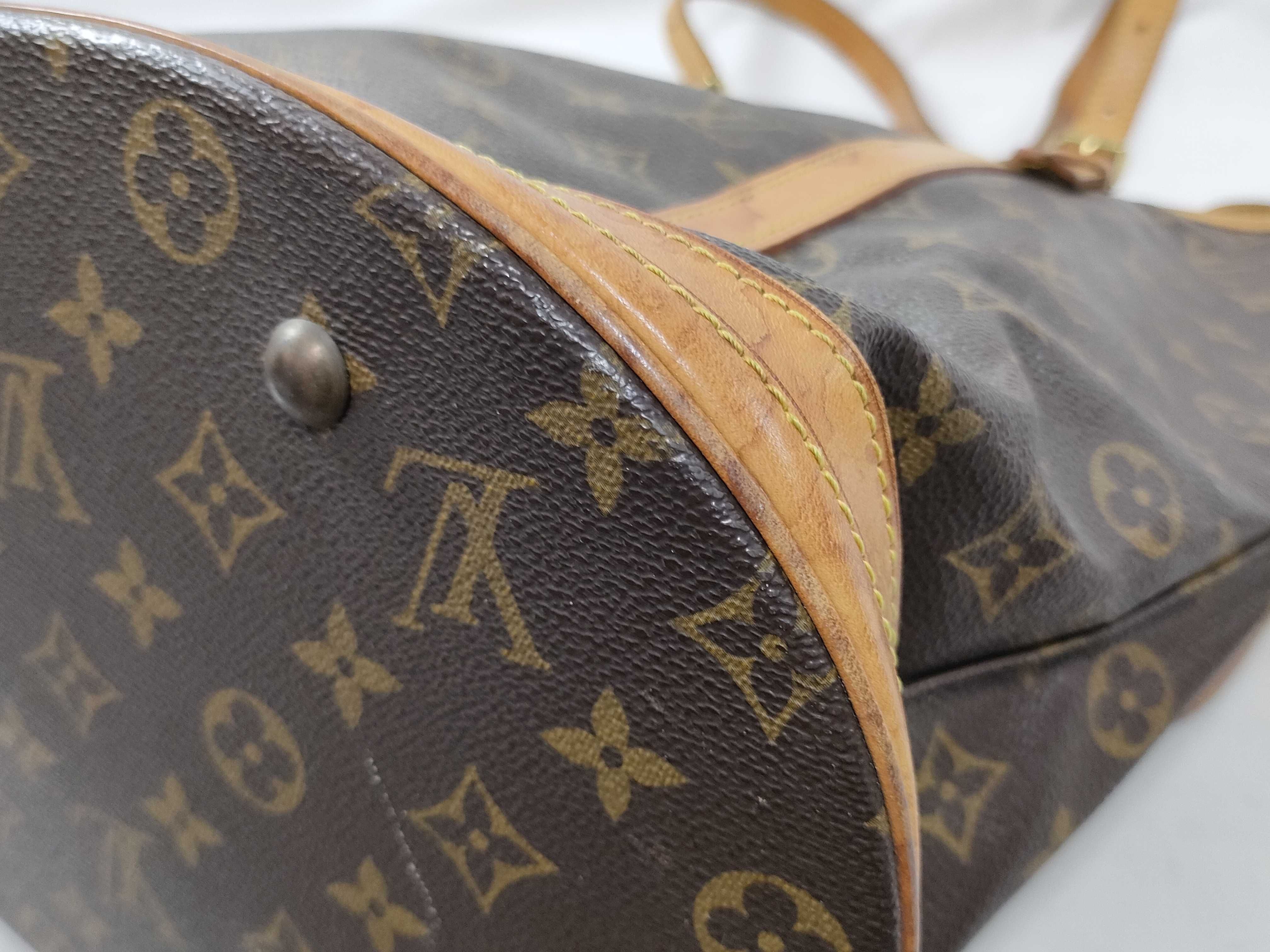 Monogram Vuitton Bucket GM M42238 Shoulder Bag — view 5