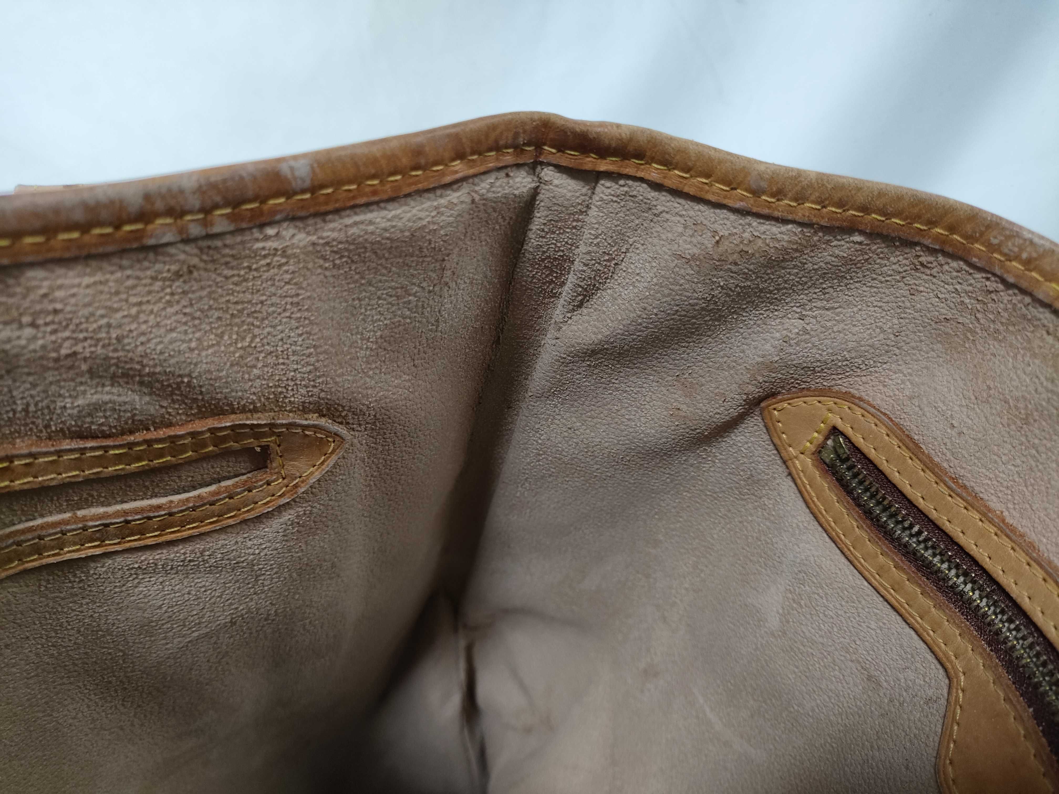 Monogram Vuitton Bucket GM M42238 Shoulder Bag — view 10