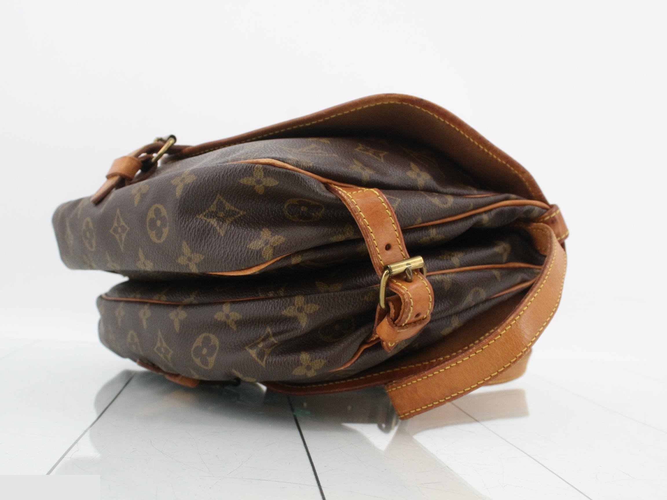 LV Monogram Saumur 30 M42256 AR0970 (Accessories not included) — view 6
