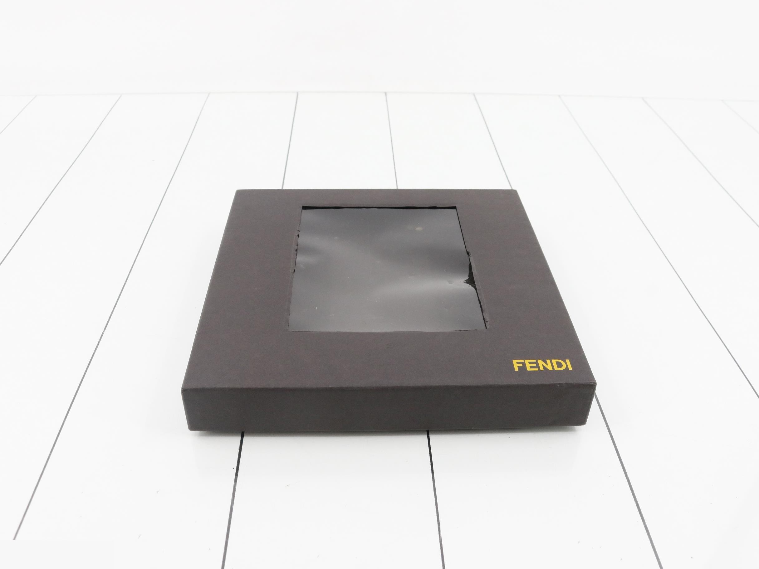 New with tags, box included. ZUCCA scarf. — view 4
