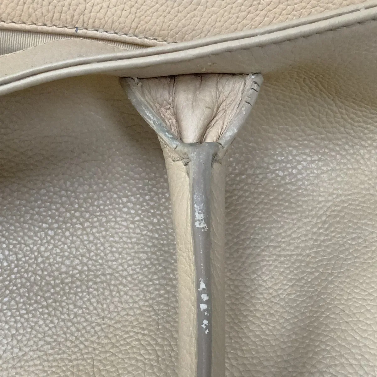 Executive Leather Tote Bag, Beige, Gold Hardware, 15934821, Serial Number 15 — view 13