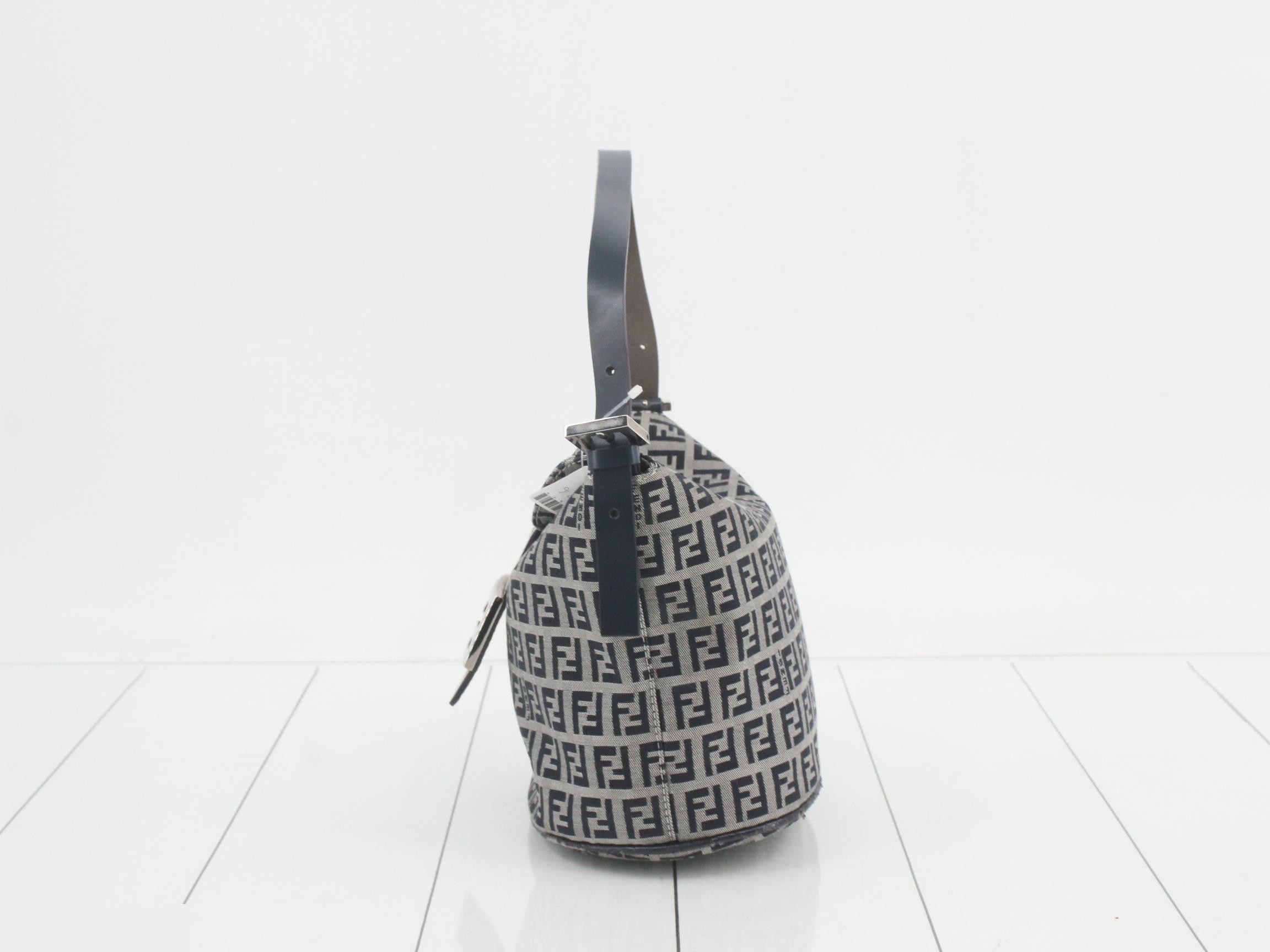Zucchino (Bag) - Shoulder Bag — view 3