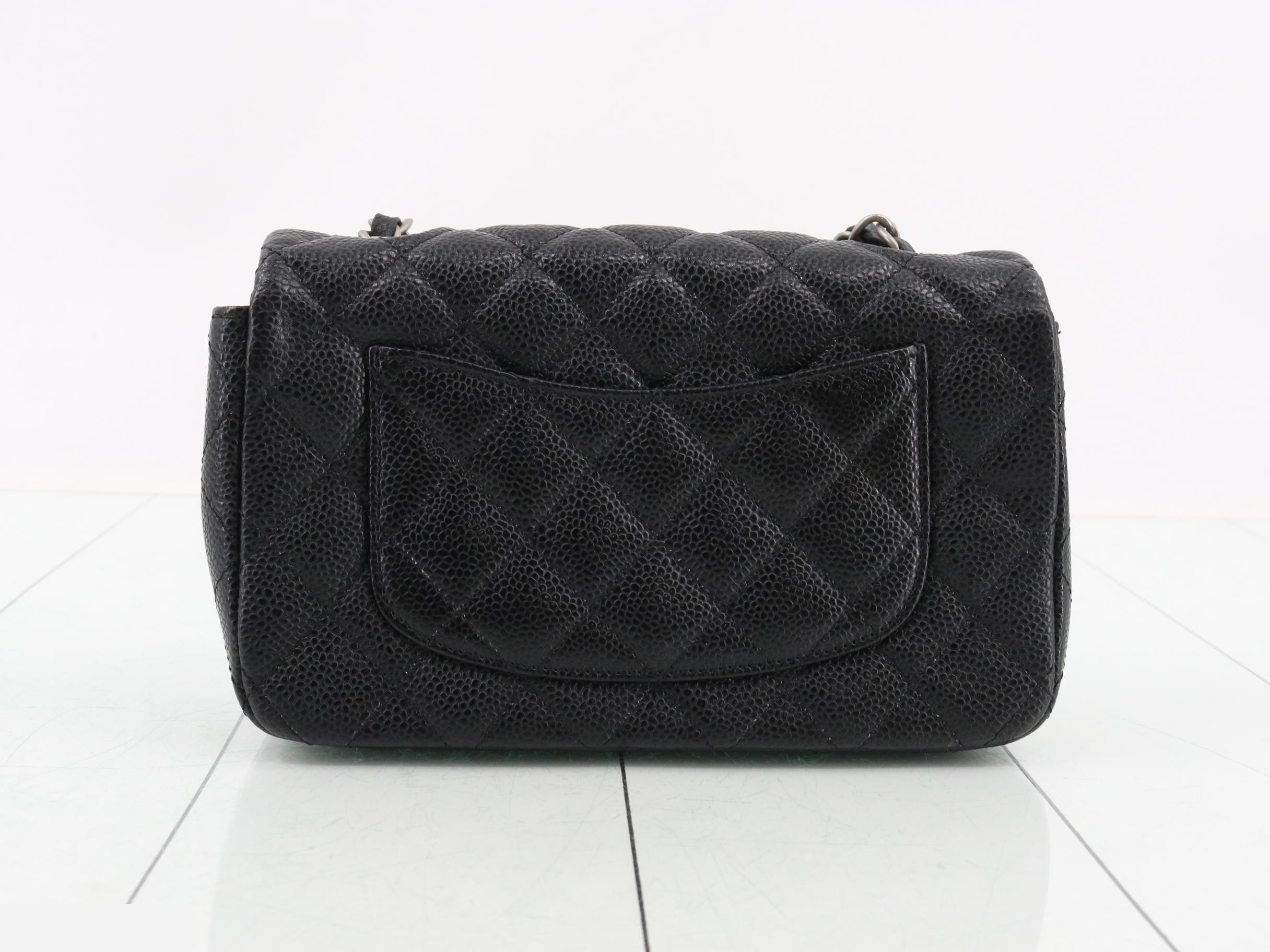 Matelassé Caviar Skin Chain Shoulder Bag — view 2