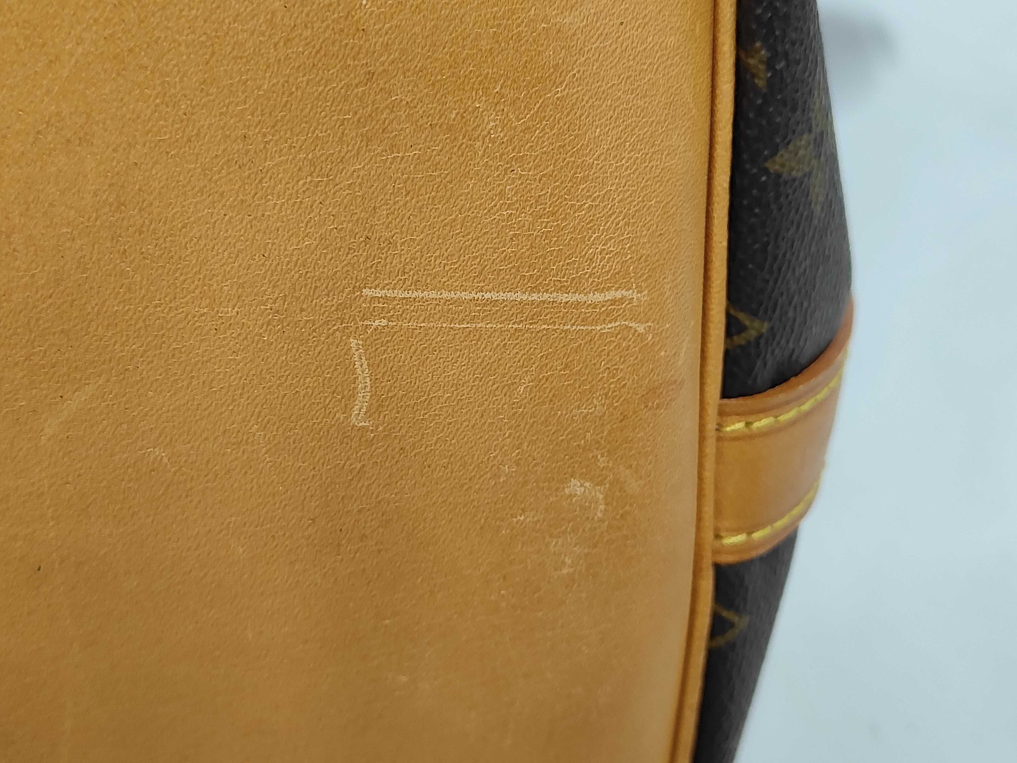 Petit Noé Shoulder Bag Monogram M42226 Shoulder Bag — view 5