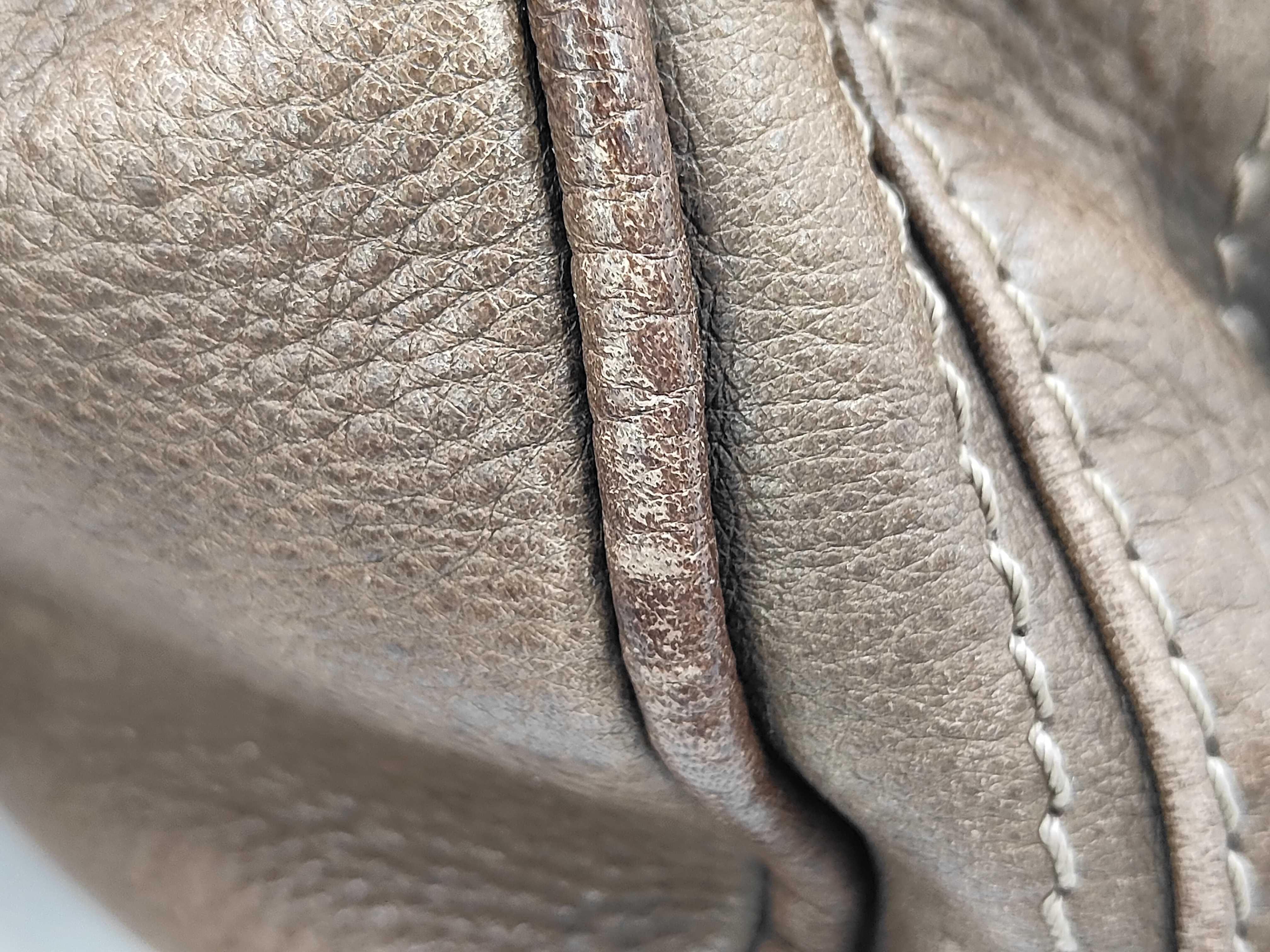 Paddington handbag, brown, gold hardware, with padlock. — view 13