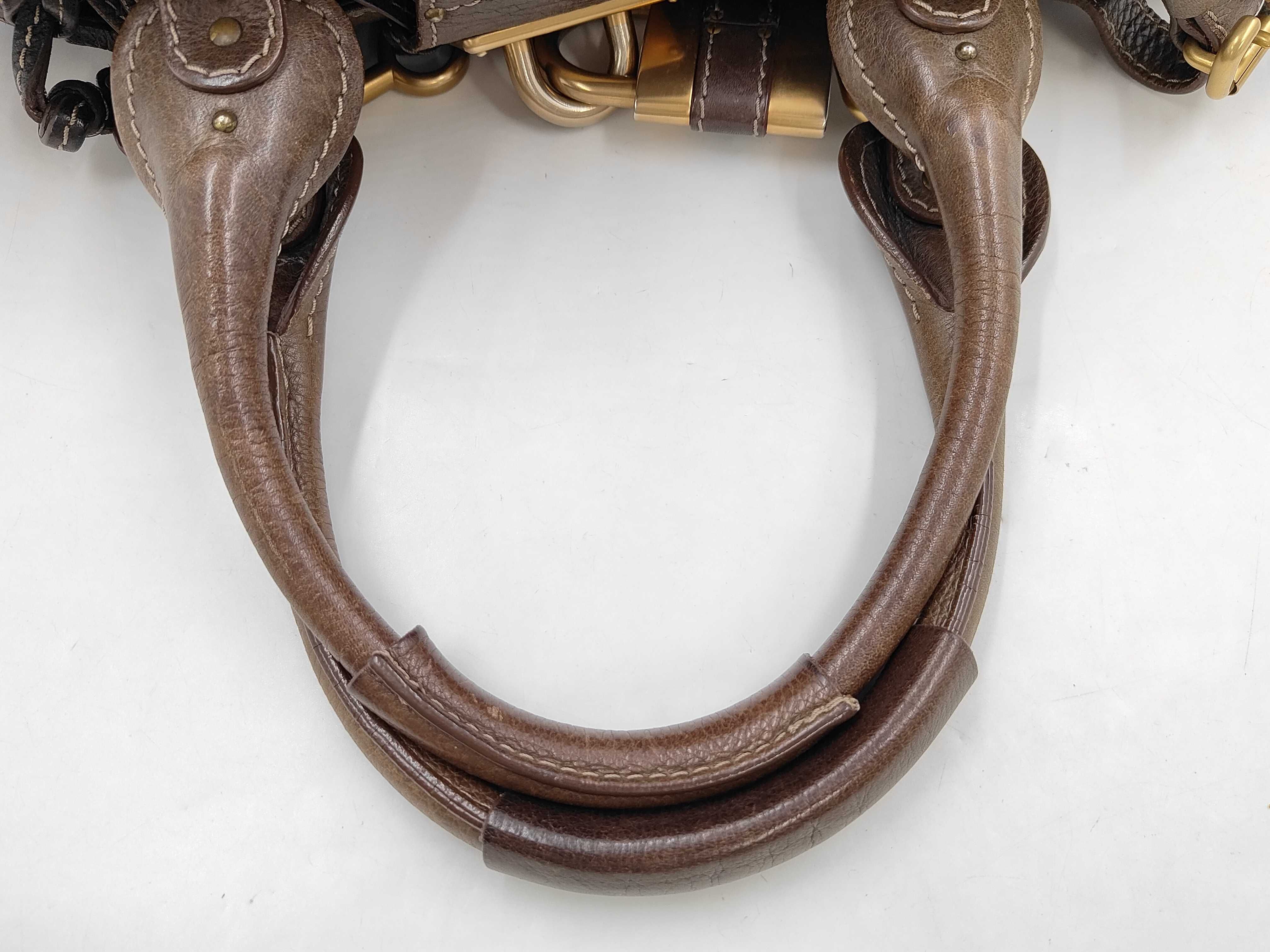 Paddington handbag, brown, gold hardware, with padlock. — view 5