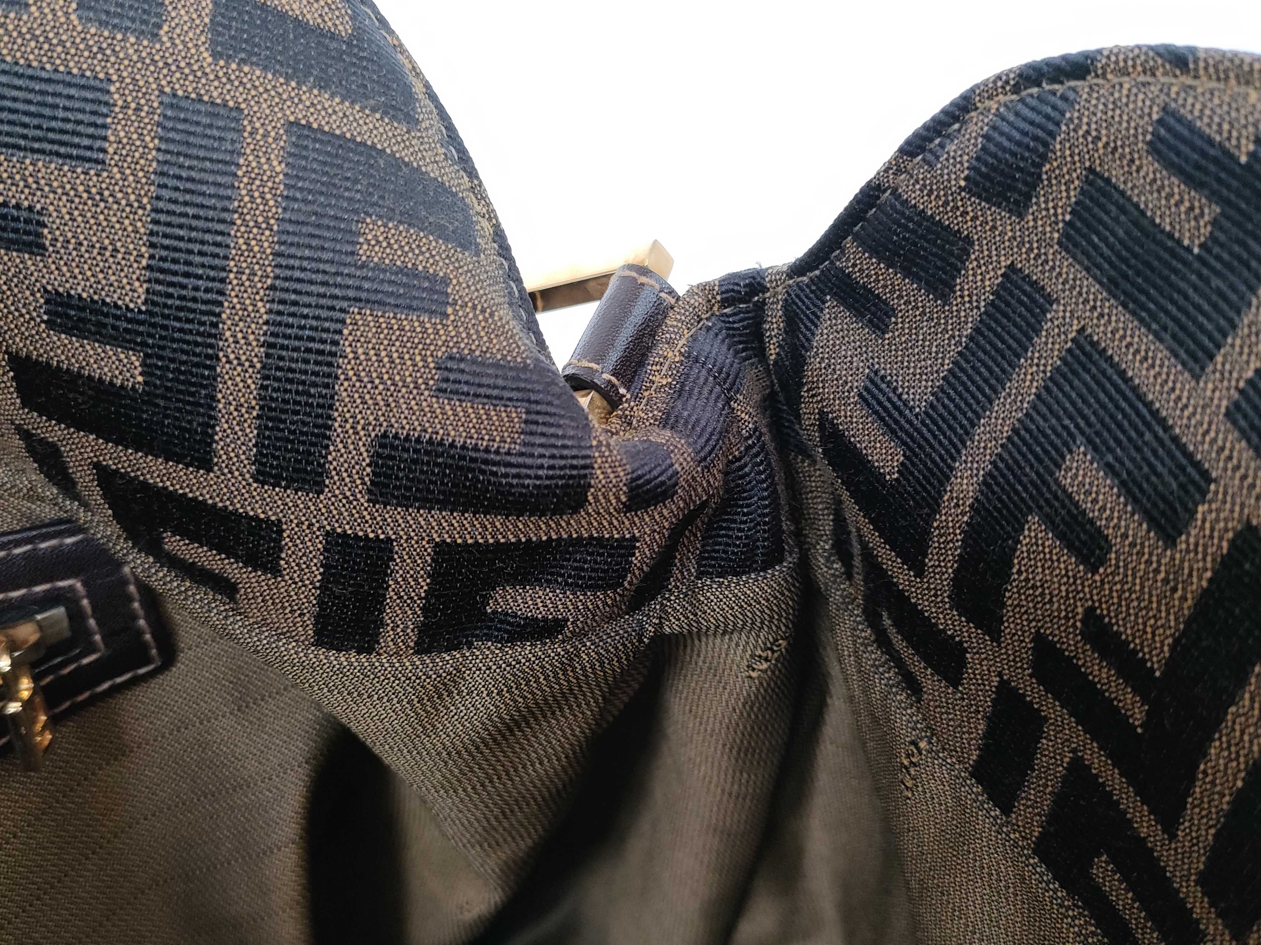 Zucca pattern Fendi Mamma Bucket shoulder bag Zucca pattern FF hardware Nylon canvas Brown shoulder bag — view 12