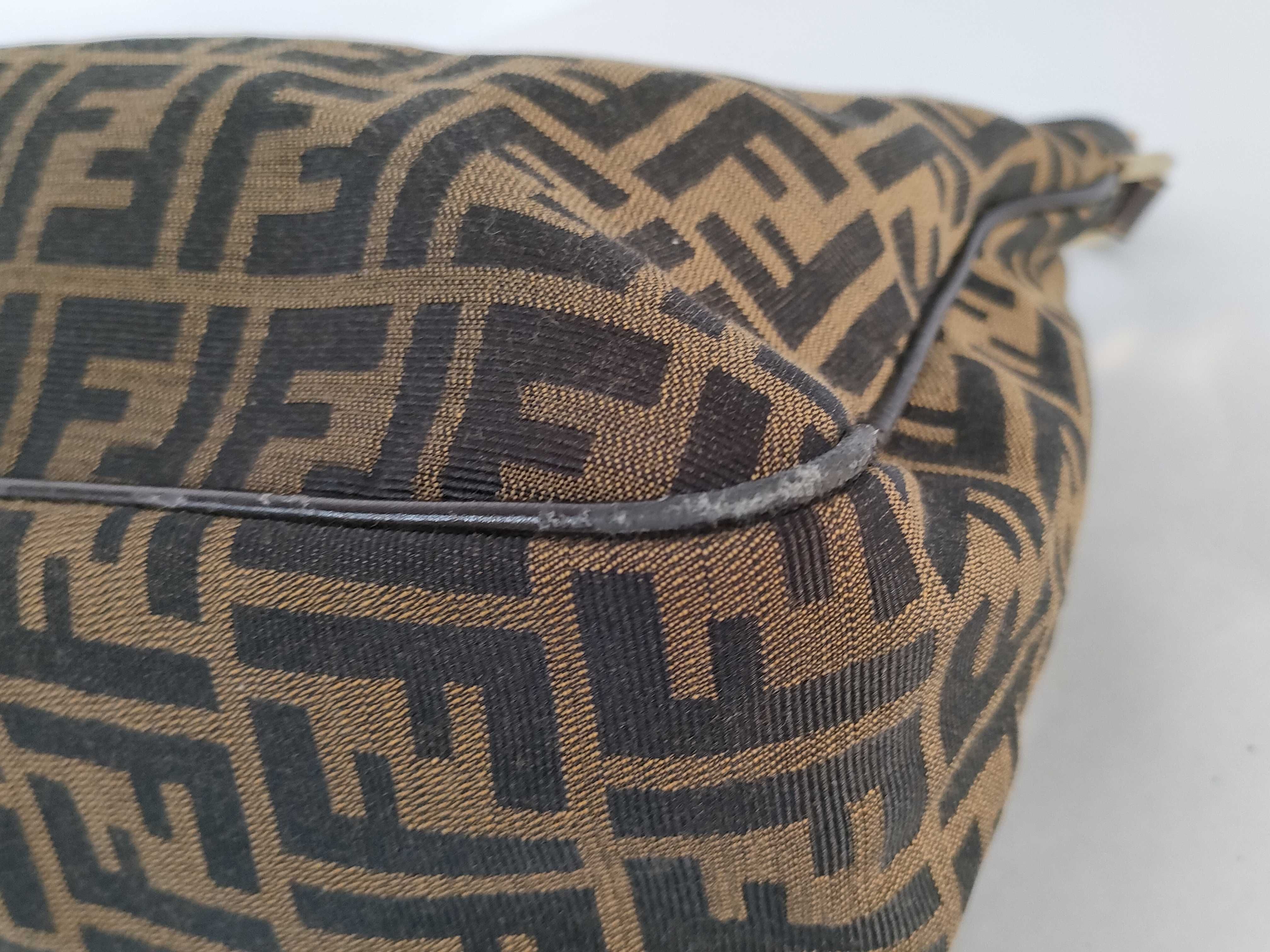 Zucca pattern Fendi Mamma Bucket shoulder bag Zucca pattern FF hardware Nylon canvas Brown shoulder bag — view 6