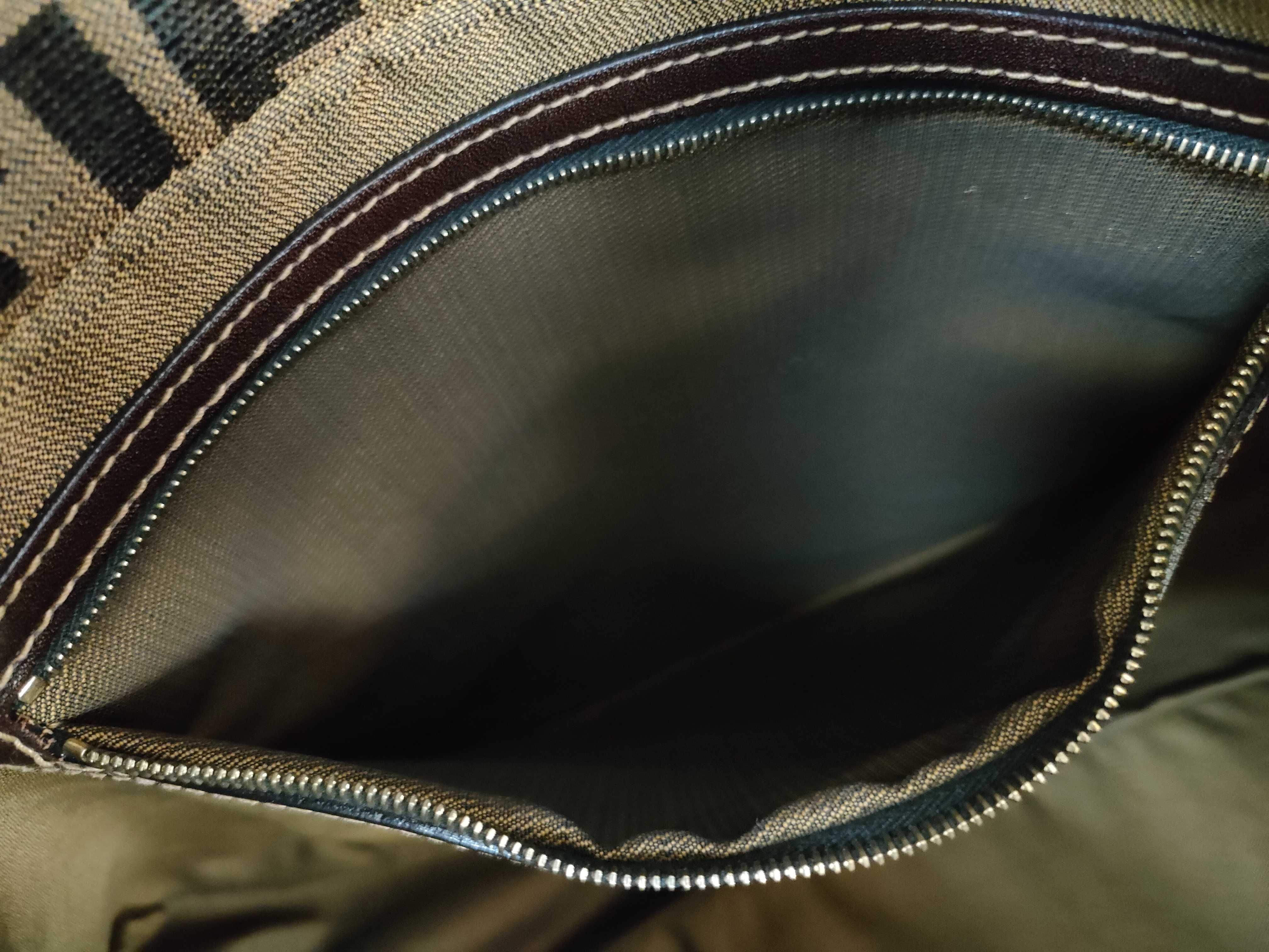 Zucca pattern Fendi Mamma Bucket shoulder bag Zucca pattern FF hardware Nylon canvas Brown shoulder bag — view 9