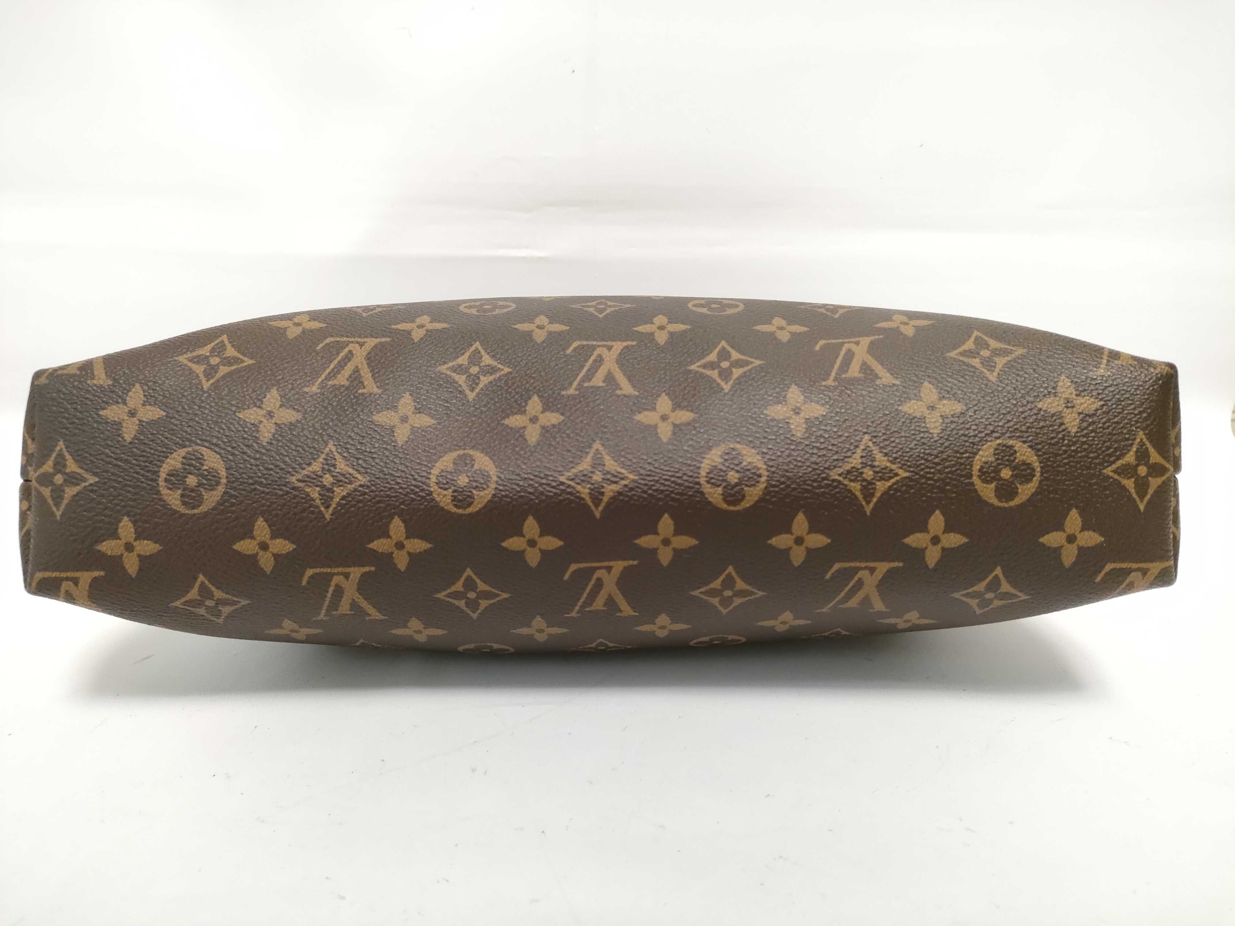 Monogram Lockit Chain Shoulder Bag M40989 — view 3