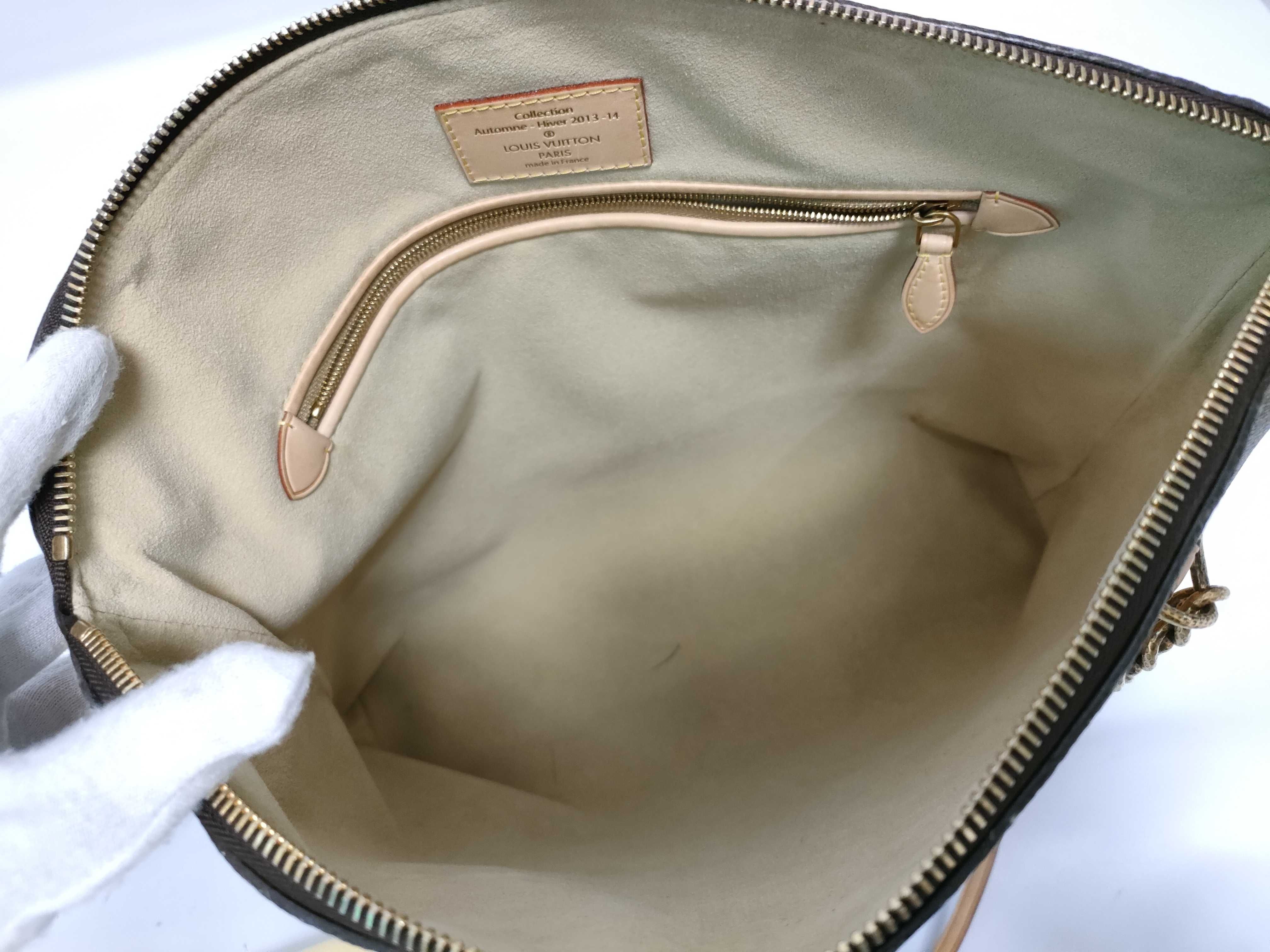 Monogram Lockit Chain Shoulder Bag M40989 — view 10
