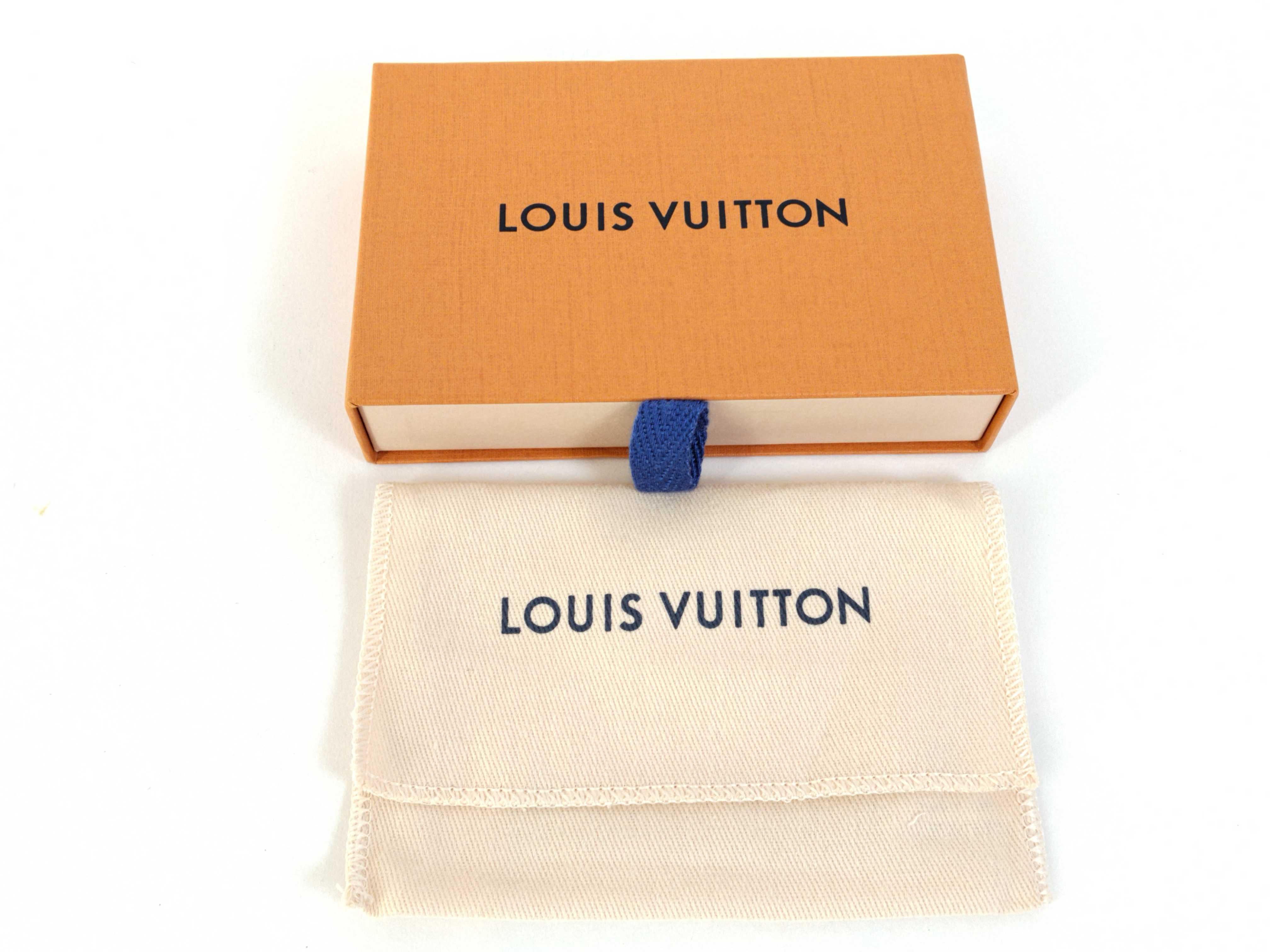 Monogram Porte-Cartes LV Charm M82739 RFID Card Case — view 12