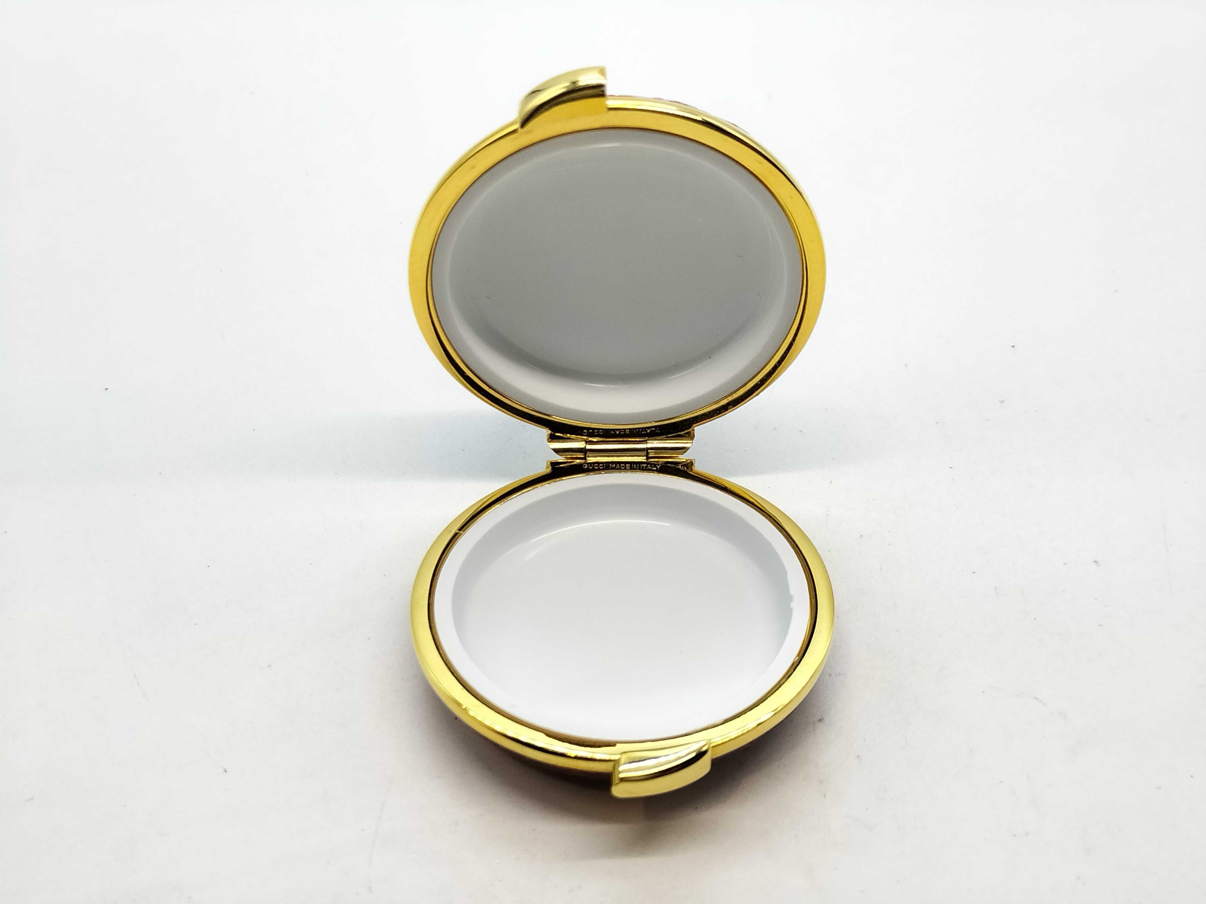 small item case, pill case, jelly case, and other small items — view 4