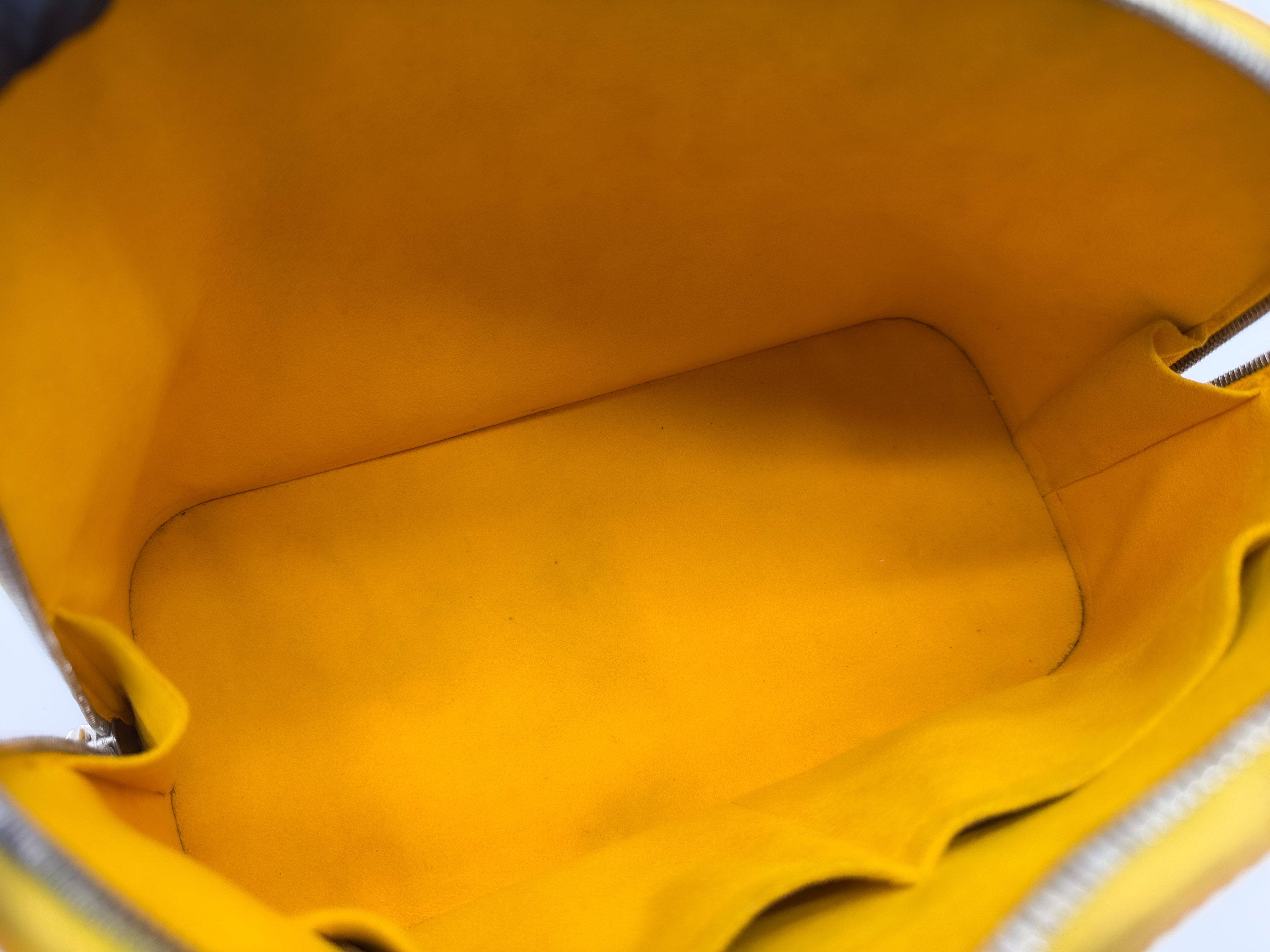 Epi M52149 Alma PM Tassili Yellow FL4112 Handbag — view 13