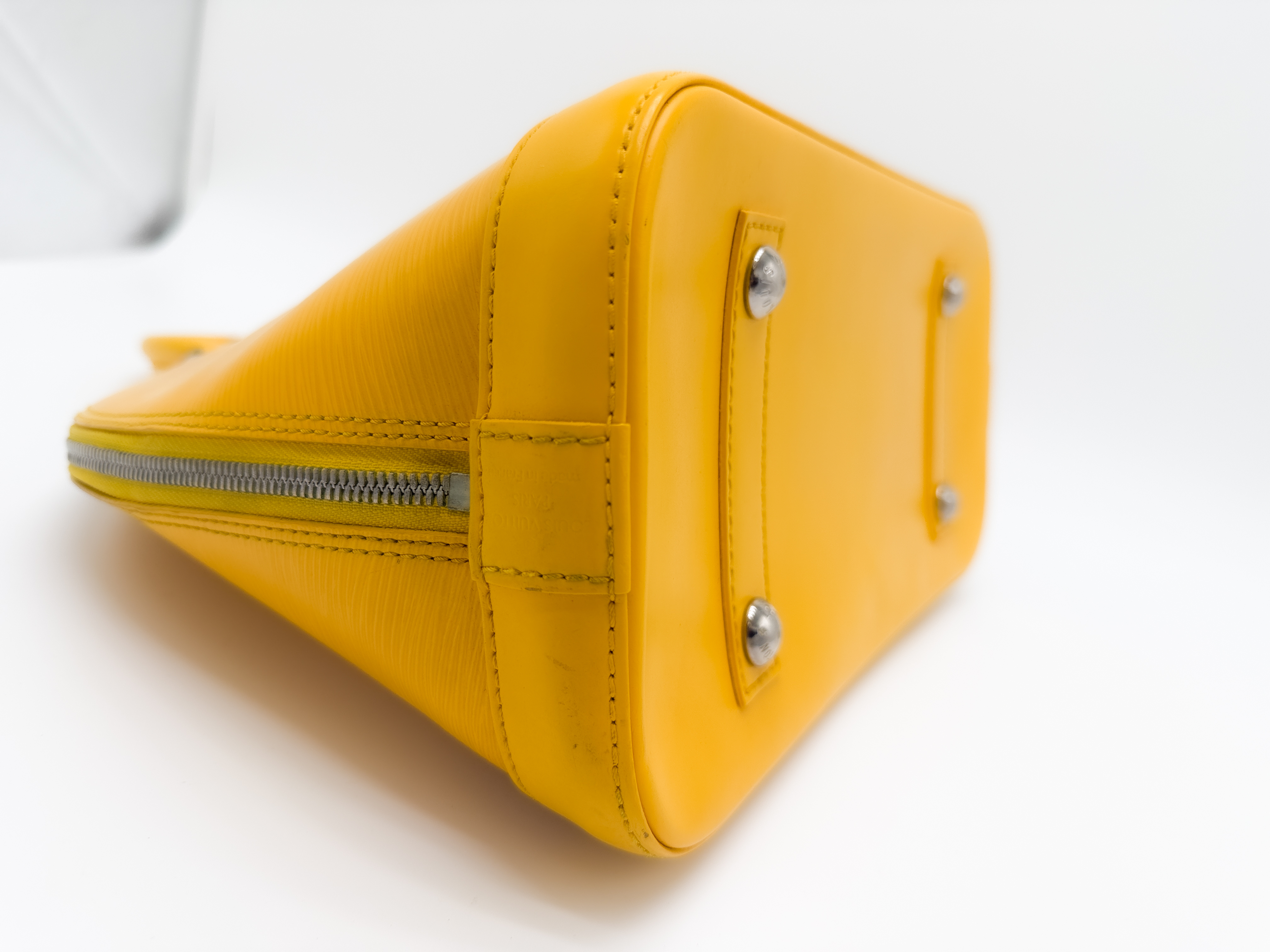 Epi M52149 Alma PM Tassili Yellow FL4112 Handbag — view 10