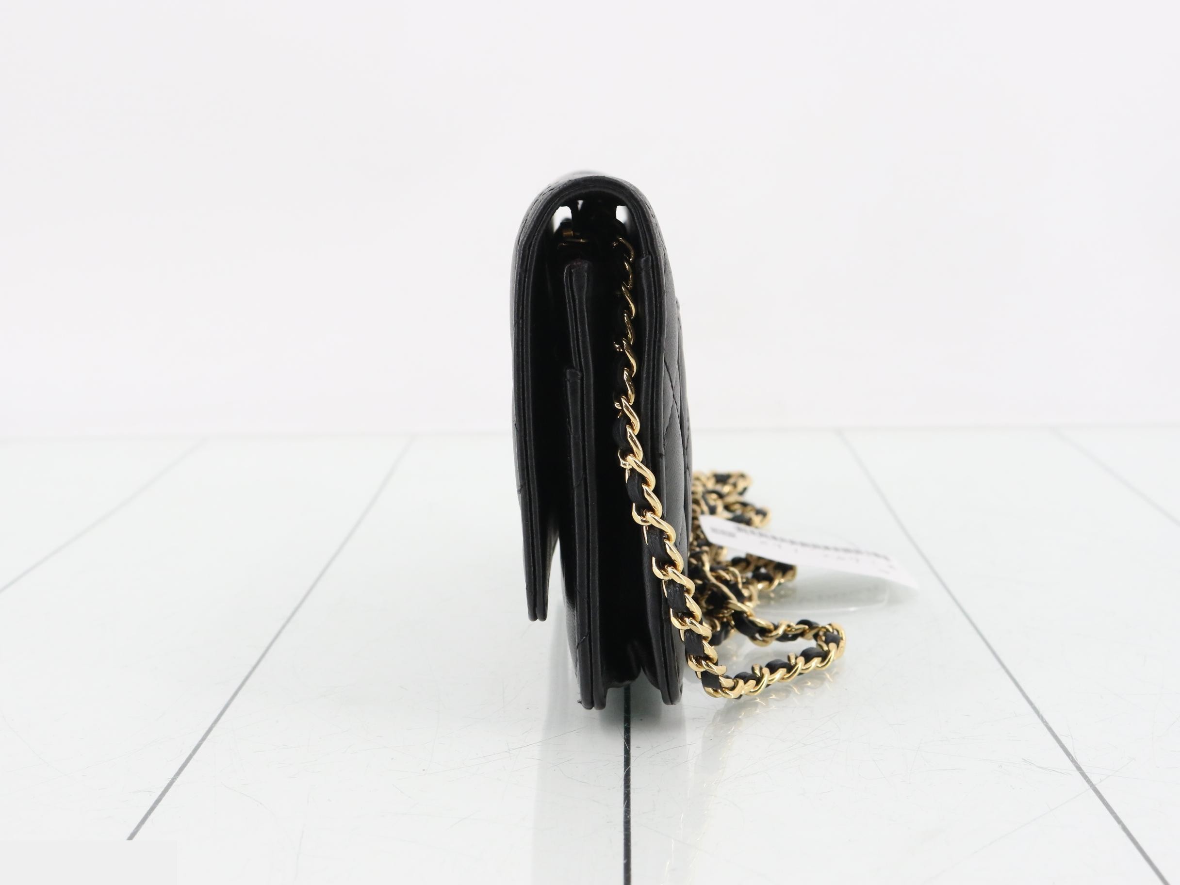 Chain Wallet Matelassé — view 3