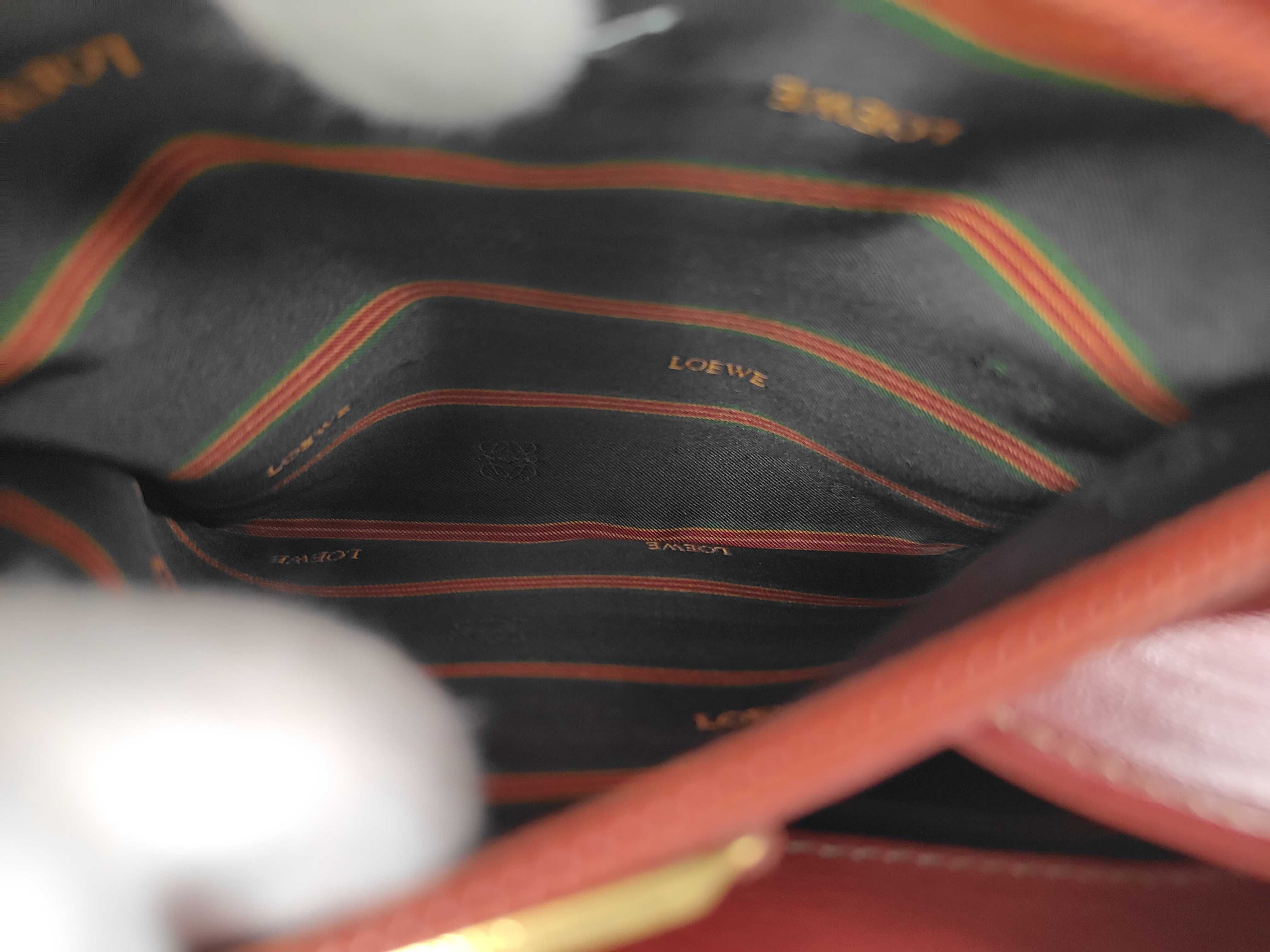 Velázquez Leather Handbag — view 10
