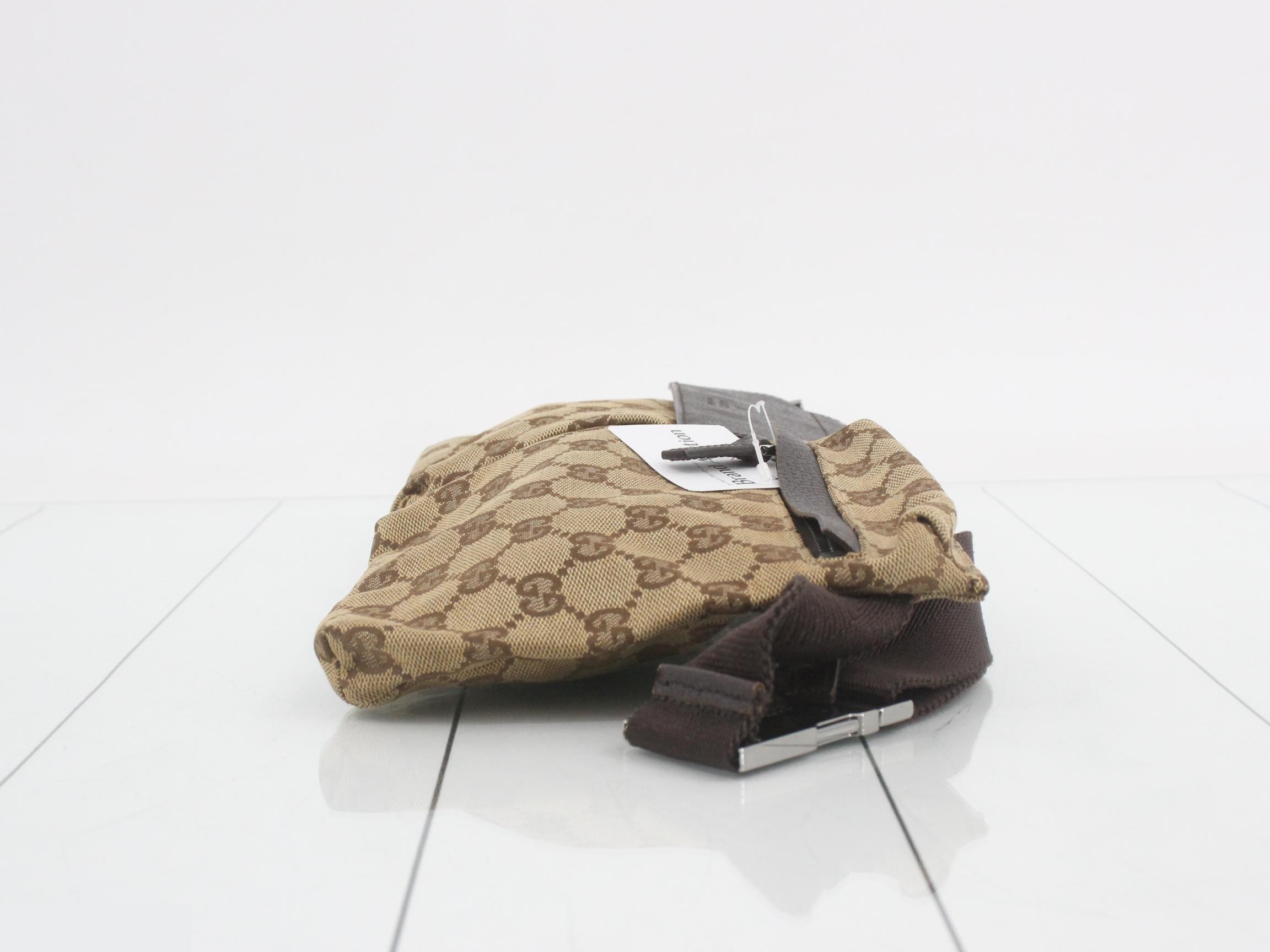 GG Canvas Waist Bag — view 3
