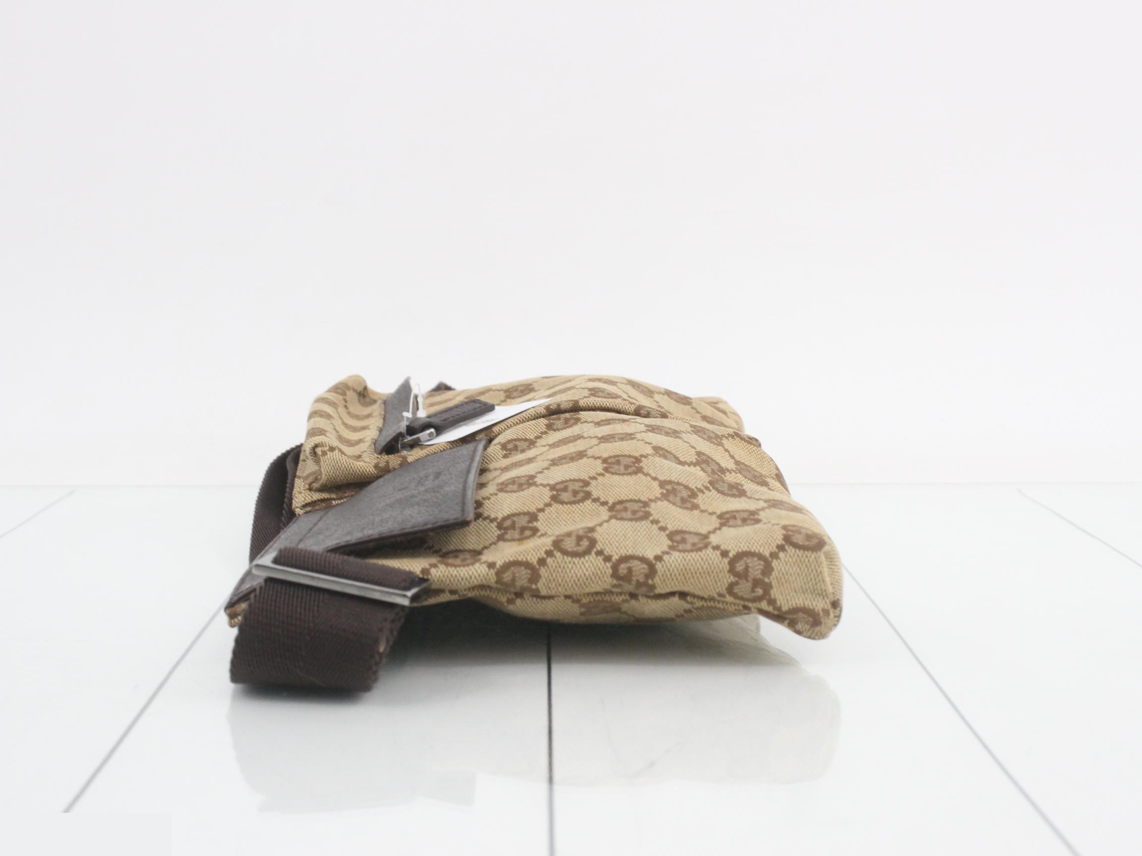 GG Canvas Waist Bag — view 4
