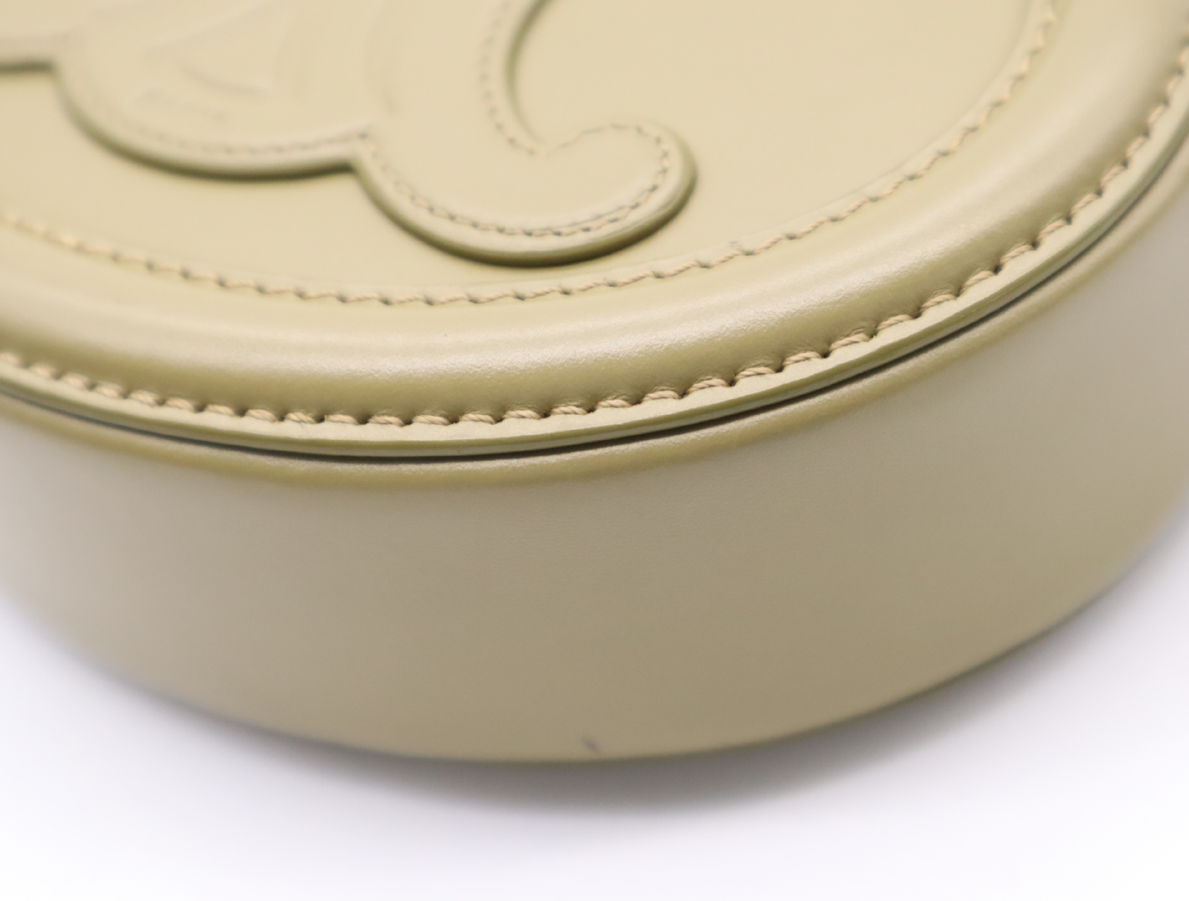 Calf Triomphe Oval Purse Cuir Khaki Shoulder Bag — view 7