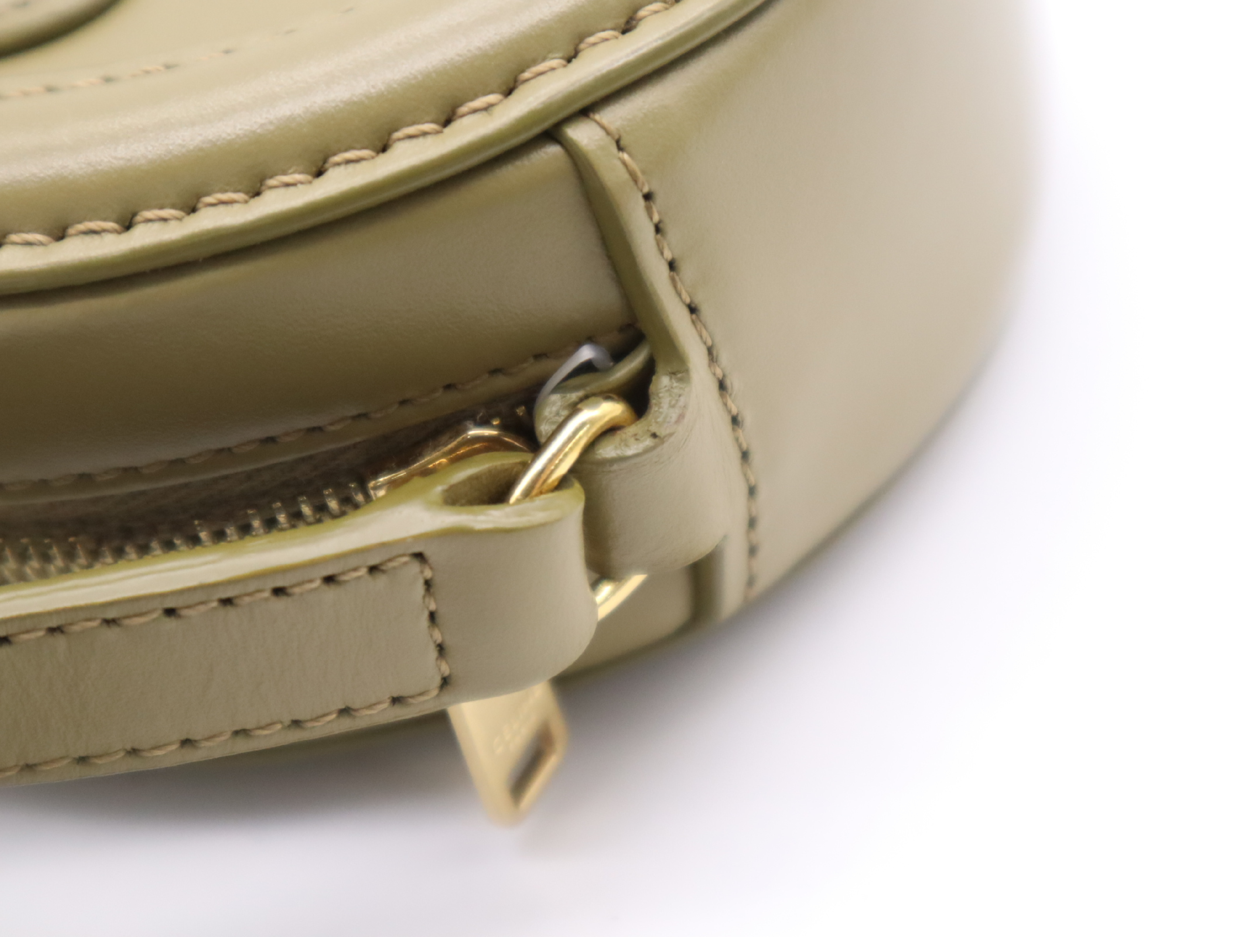 Calf Triomphe Oval Purse Cuir Khaki Shoulder Bag — view 9