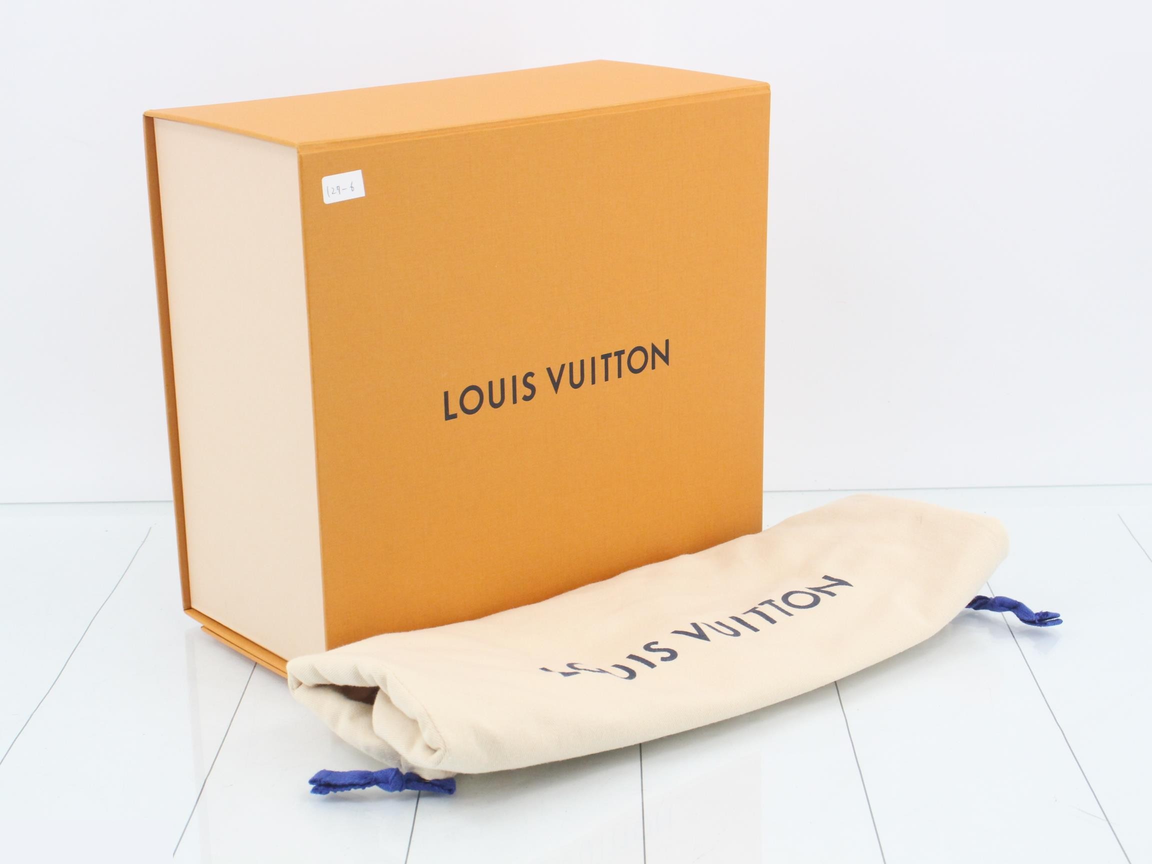Unused, with box, CoroCoro Clutch, VVIC limited edition, with IC chip reaction — view 7