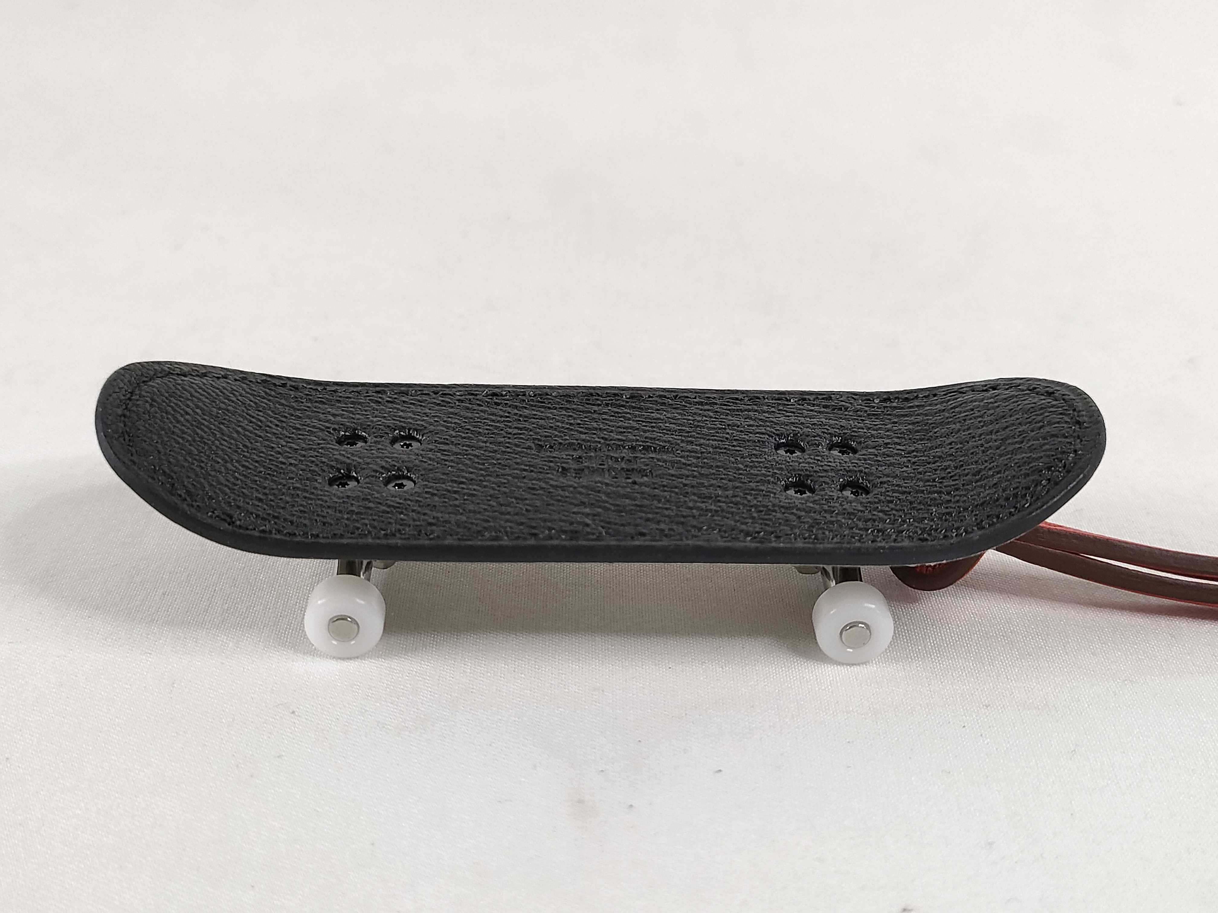 Finger Skateboard Charm, Hermes, Unused, Other Accessories — view 3