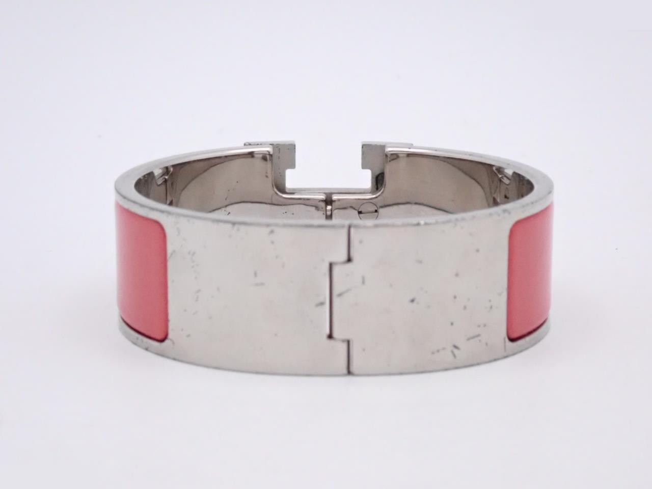 Bracelet, "Click Crack H," Pink, Wrist circumference approximately 16.5 cm — view 2