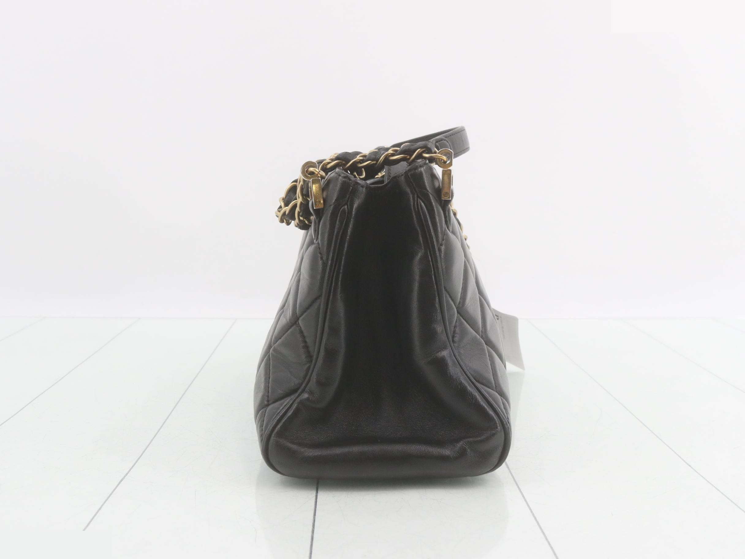 Leather Turnlock Chain Semi-Shoulder Bag — view 3