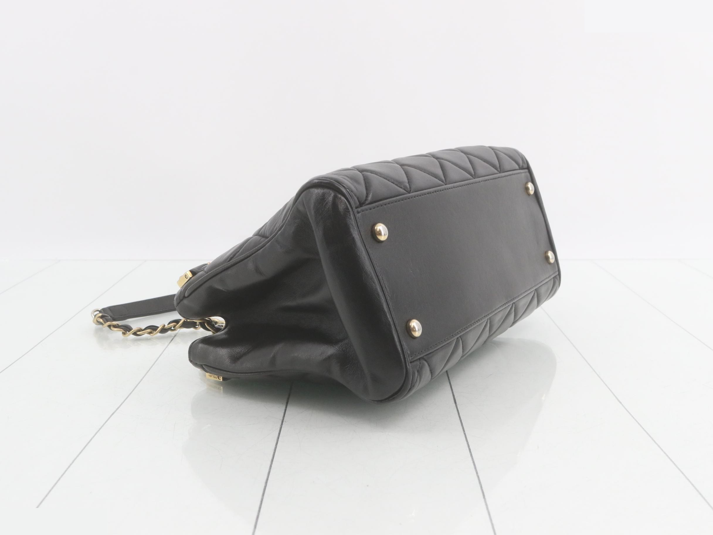 Leather Turnlock Chain Semi-Shoulder Bag — view 5