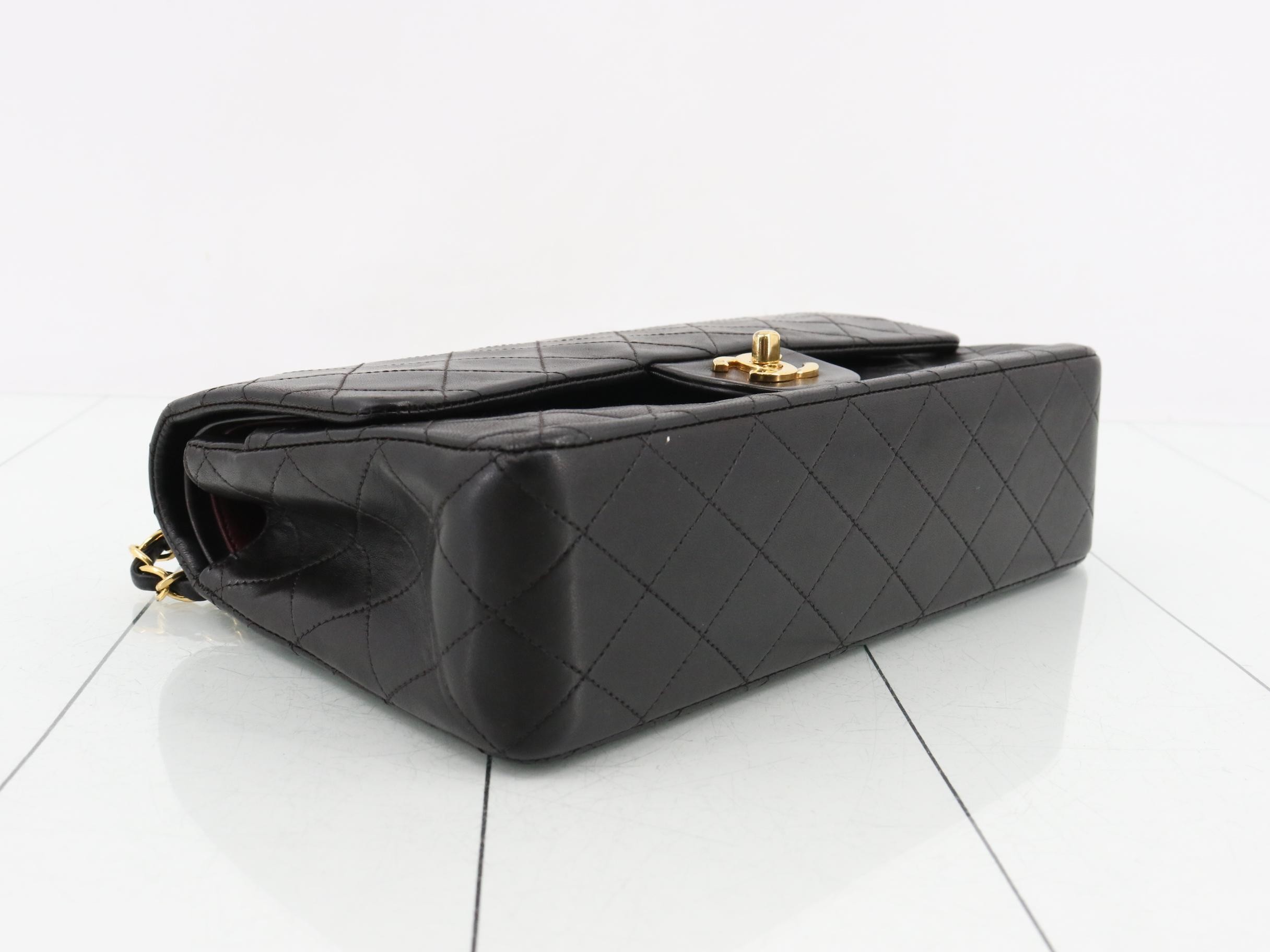 Matelassé 25 Double Flap Double Chain Shoulder Bag — view 5