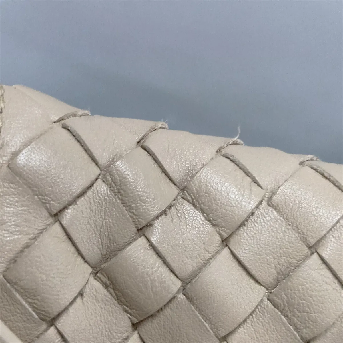 Intrecciato Large Pinacoteca Leather Tote Bag, Beige — view 11