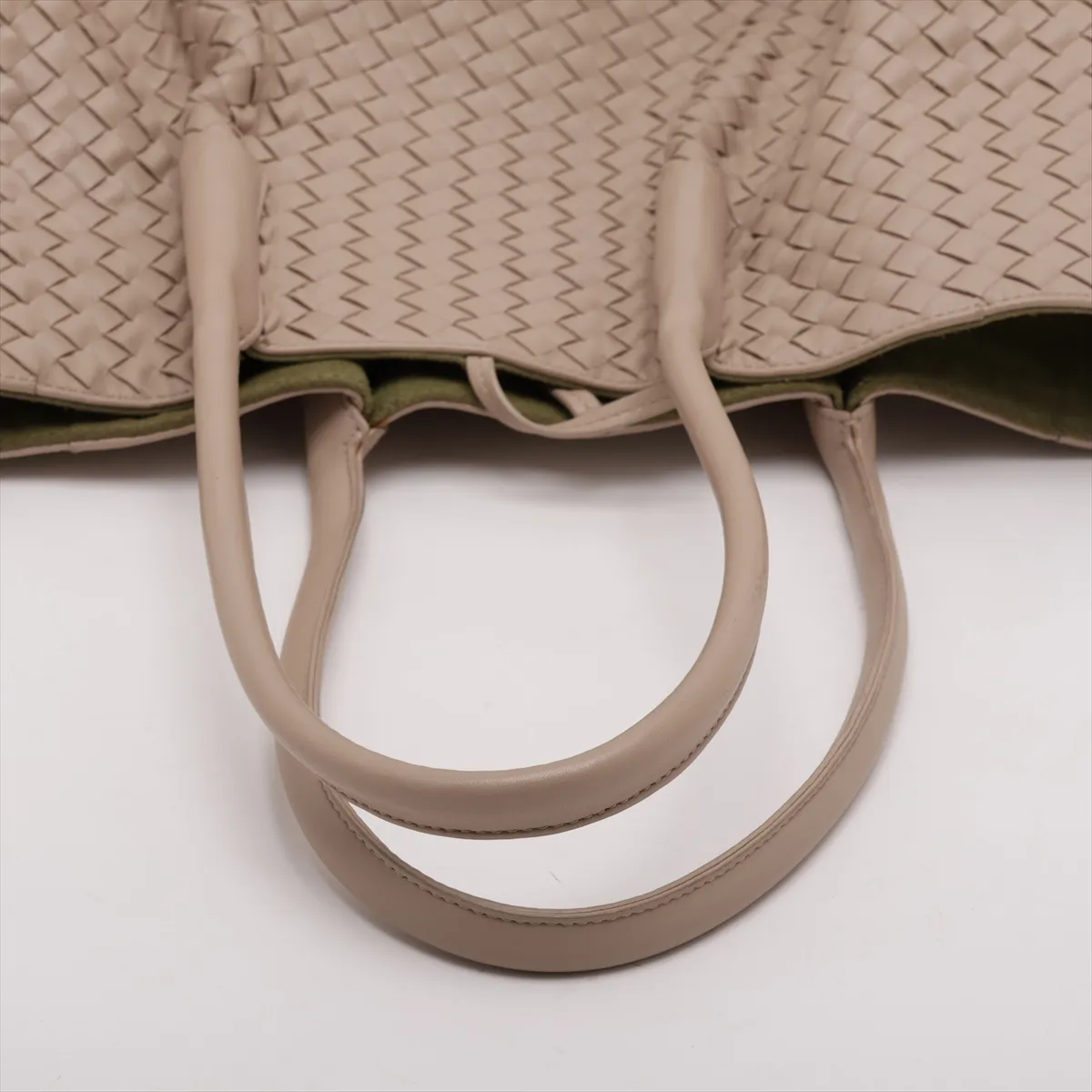Intrecciato Large Pinacoteca Leather Tote Bag, Beige — view 5