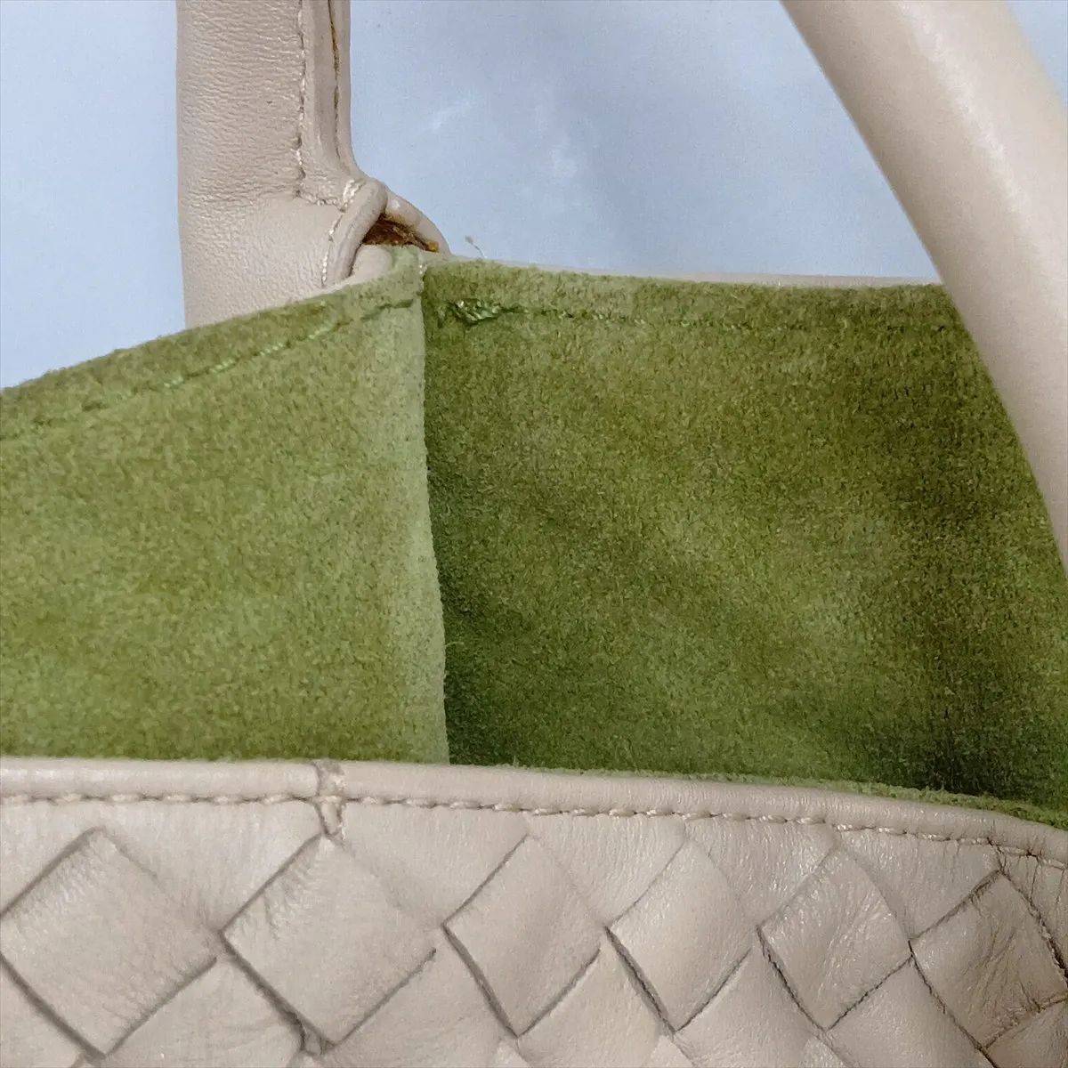 Intrecciato Large Pinacoteca Leather Tote Bag, Beige — view 10