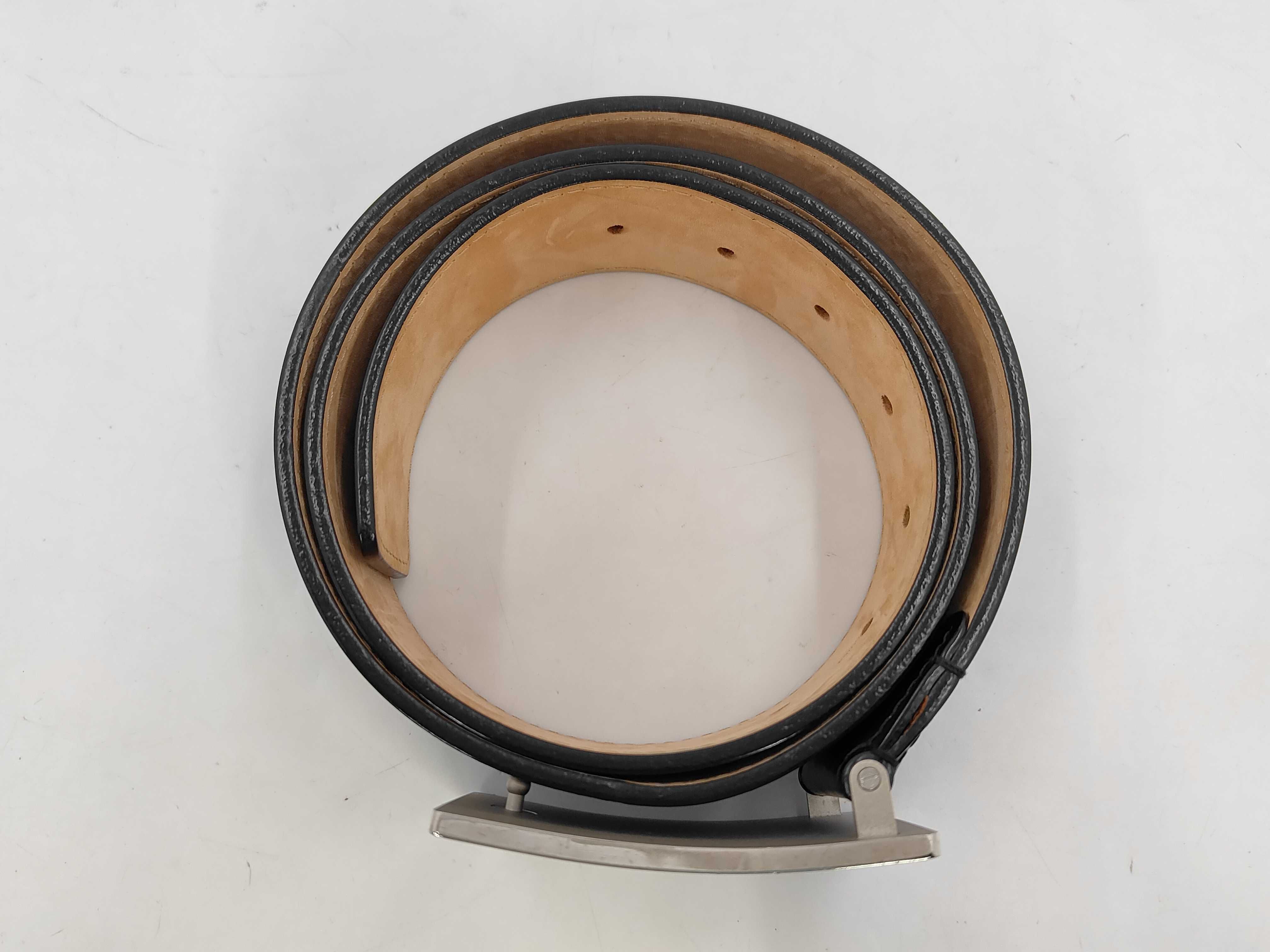 Belt — view 2