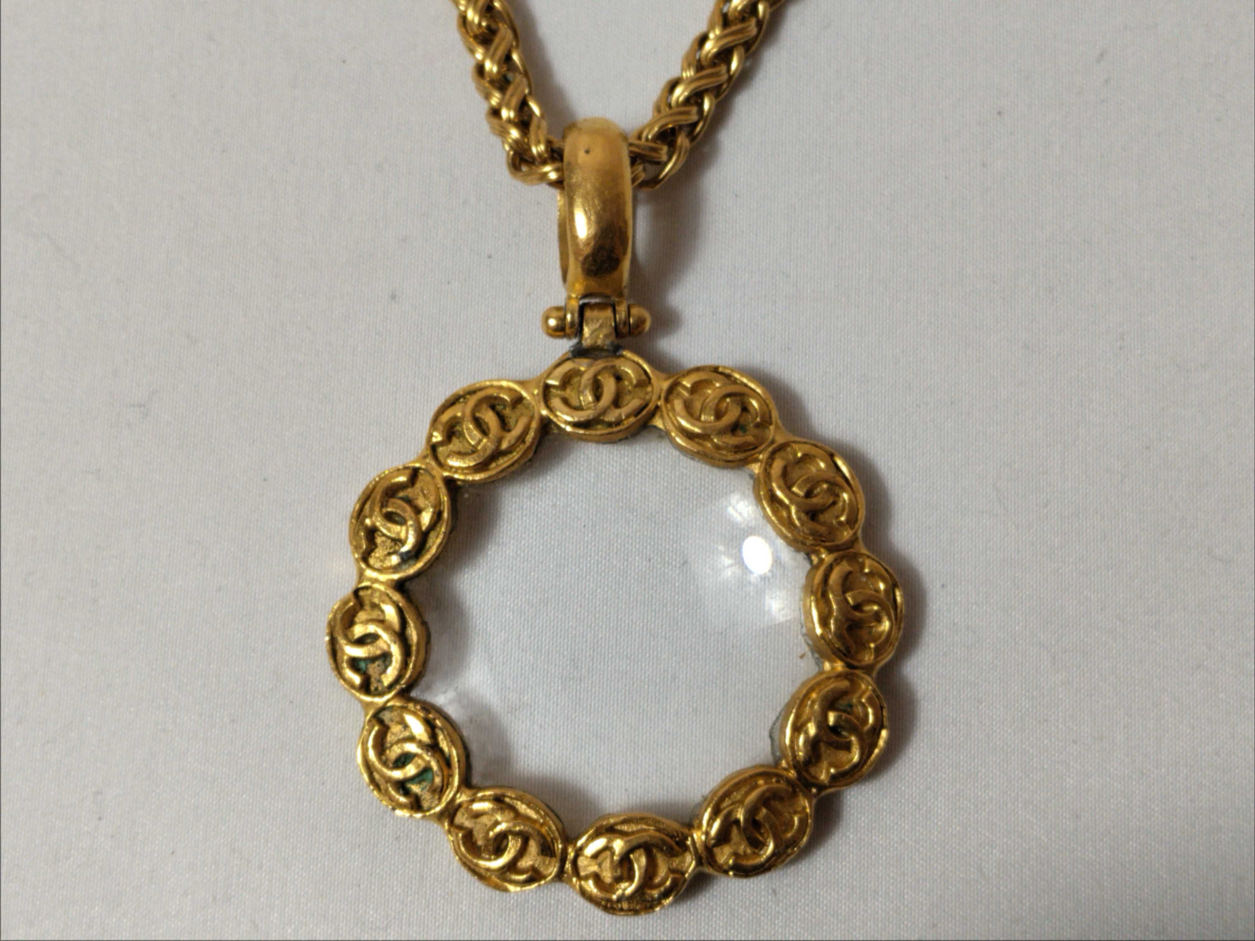 95A Magnifying Glass Necklace — view 2