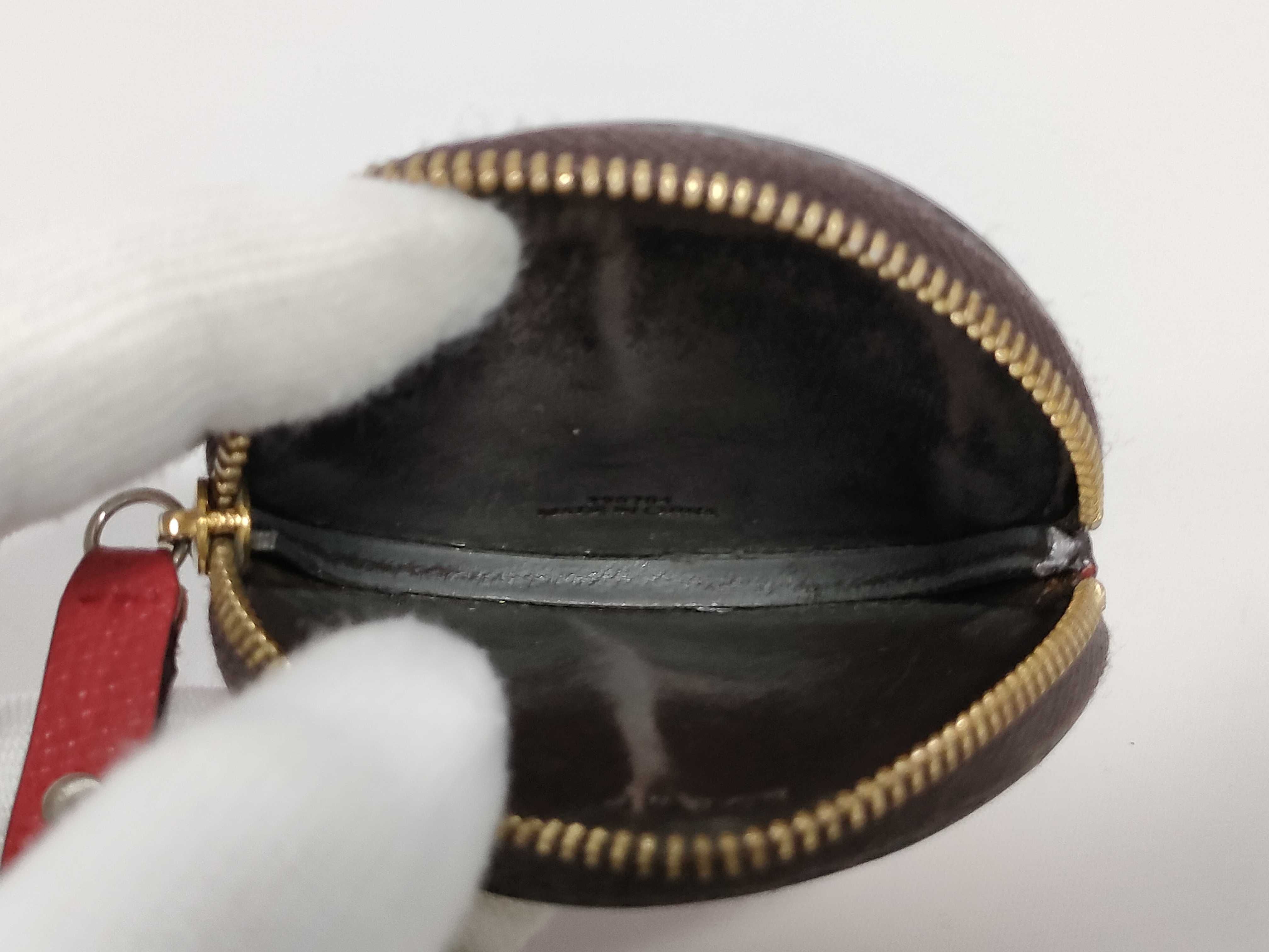 coin case Anagram coin case — view 7