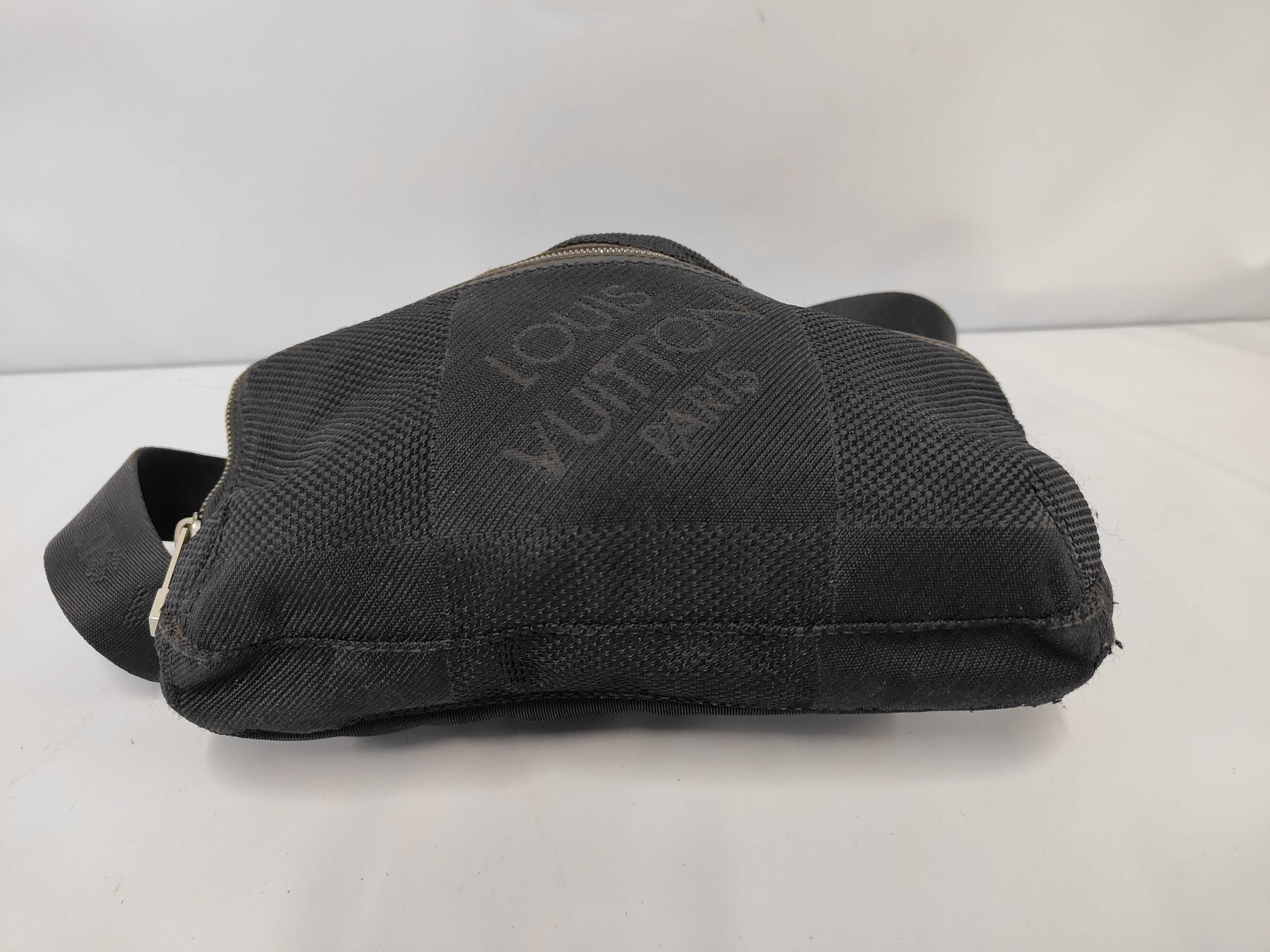 LV Shoulder Bag Arche Black Bag — view 3