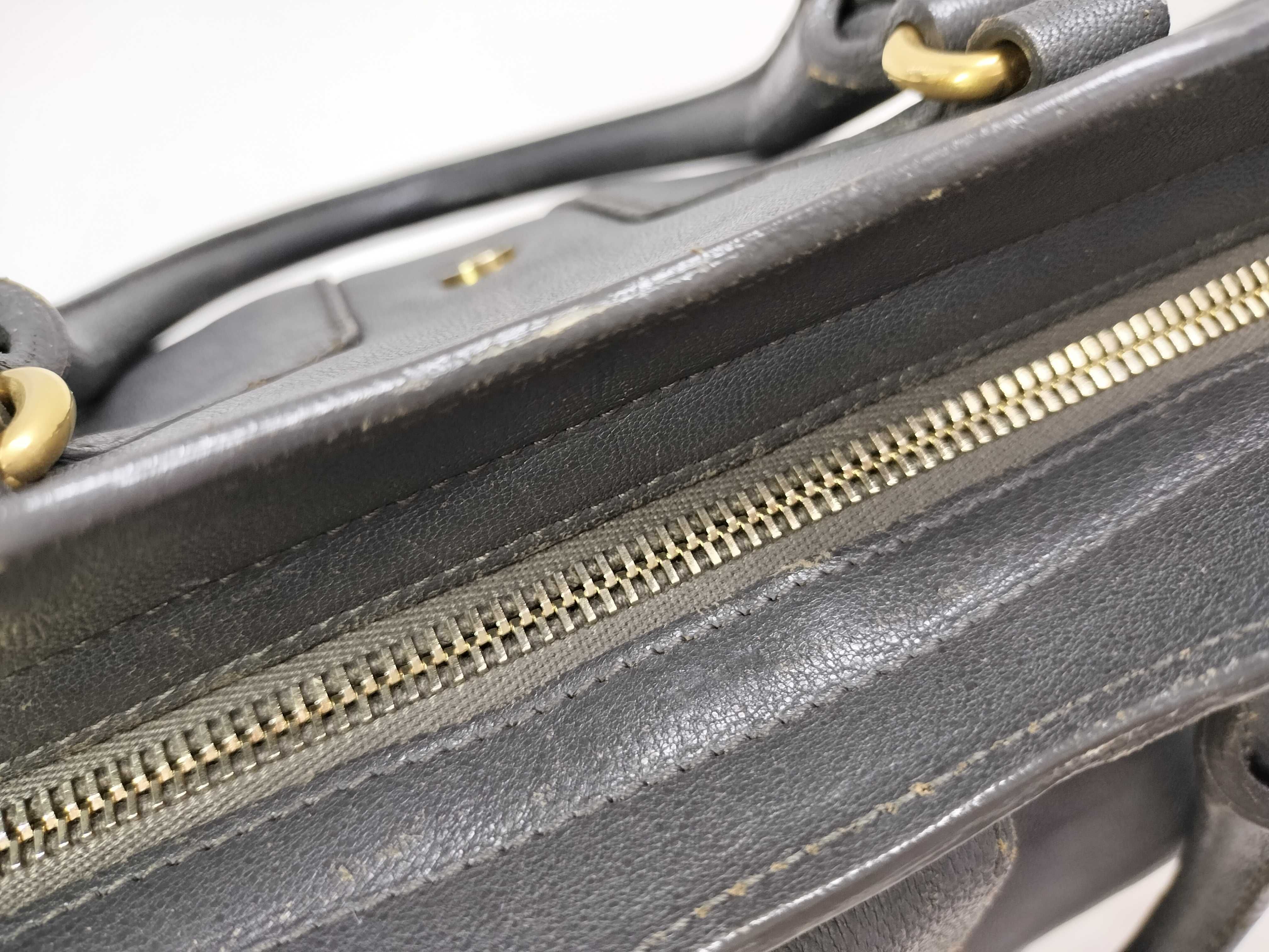 Cabas Chic Leather 2-Way Handbag, Gray, 297957 — view 6