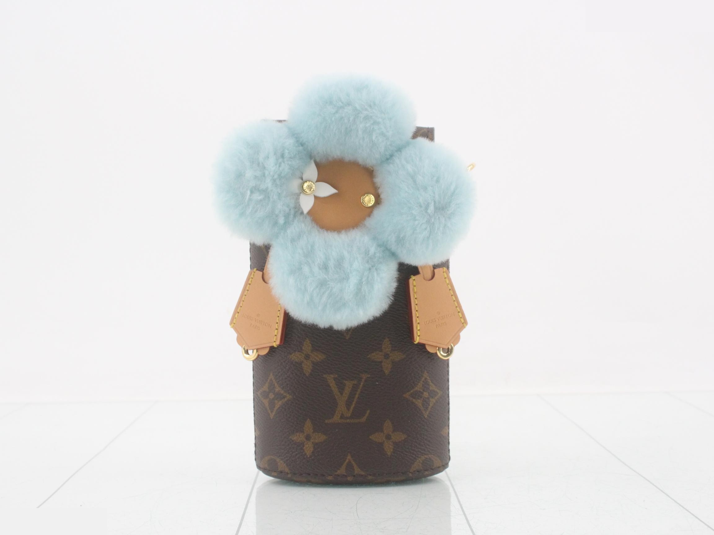 Monogram Pochette Telephone Shoulder Bag