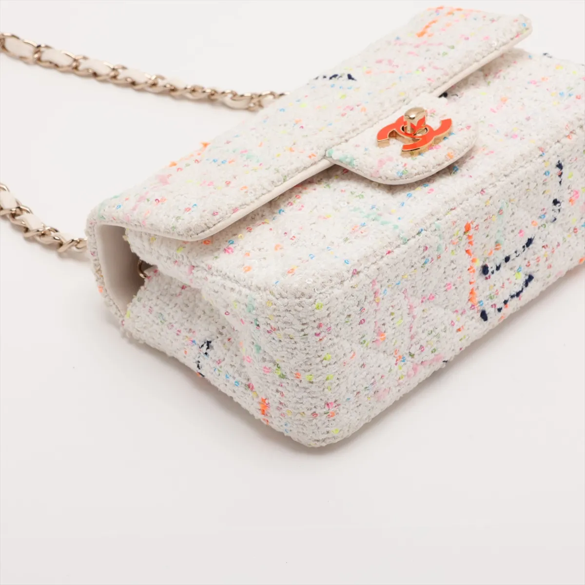 Mini Matelassé 20 Tweed Single Flap Single Chain Bag, White with Gold Hardware, K1XE5605, Random Plate, A69900 — view 4