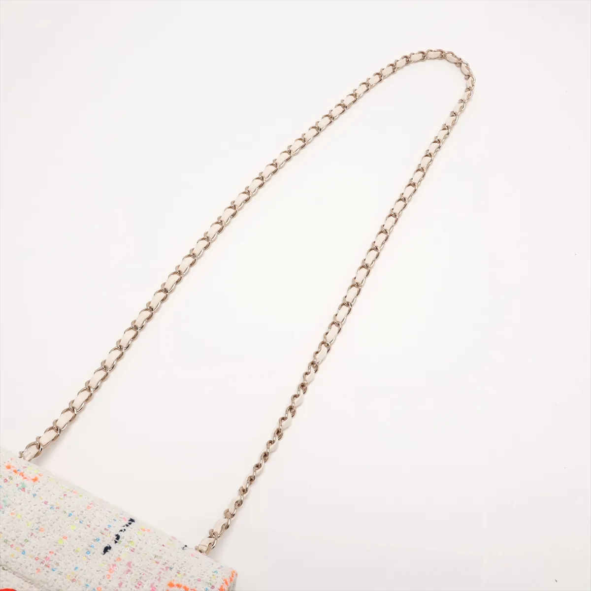 Mini Matelassé 20 Tweed Single Flap Single Chain Bag, White with Gold Hardware, K1XE5605, Random Plate, A69900 — view 5
